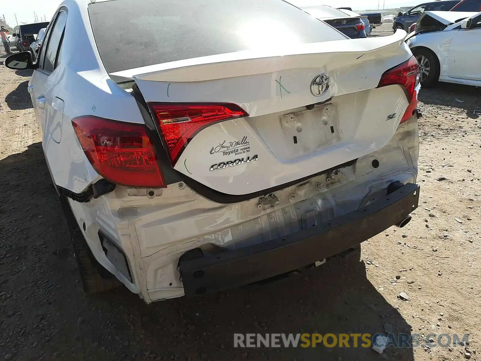 9 Photograph of a damaged car 5YFBURHE4KP863801 TOYOTA COROLLA 2019