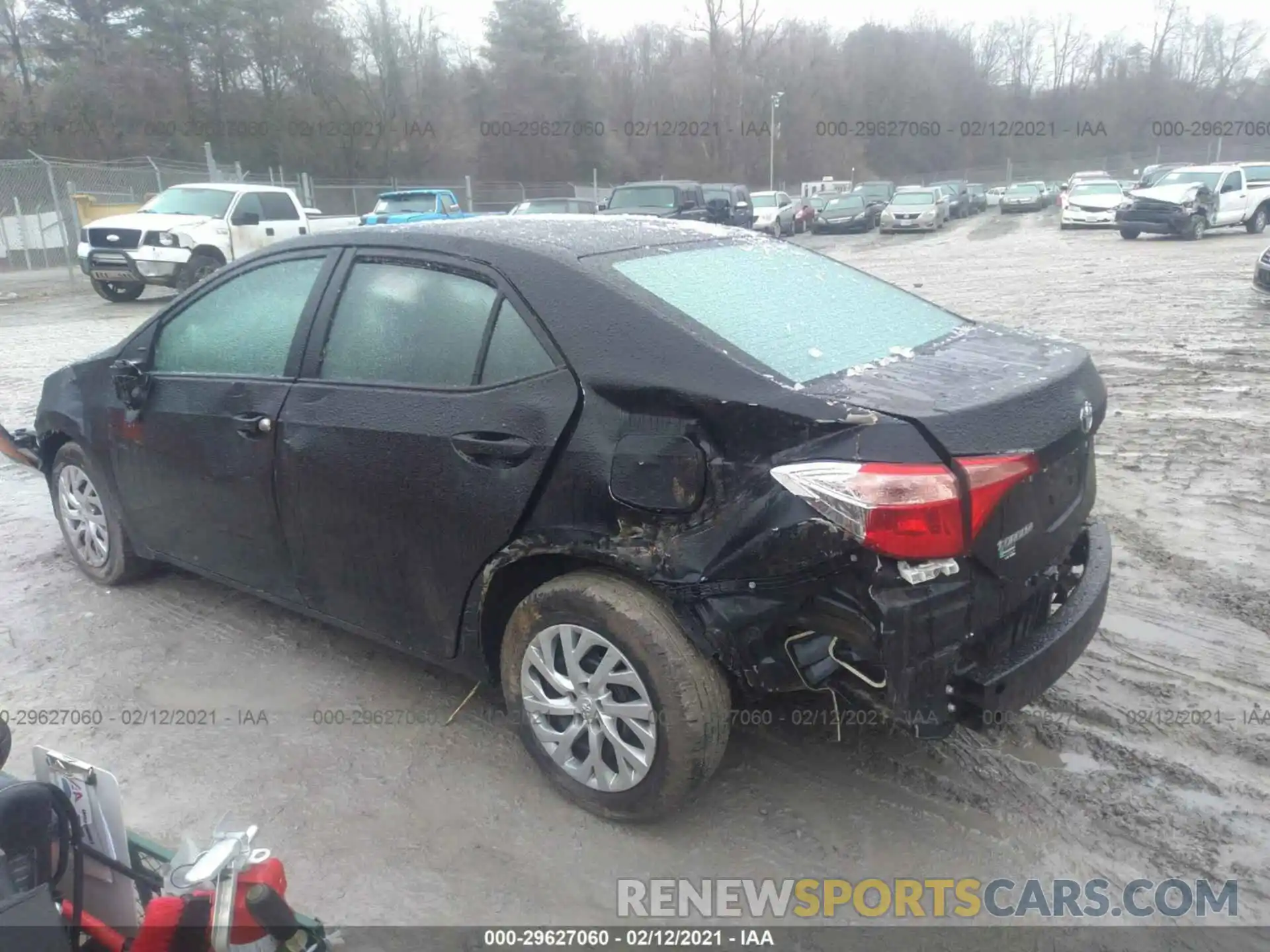 3 Photograph of a damaged car 5YFBURHE4KP871543 TOYOTA COROLLA 2019