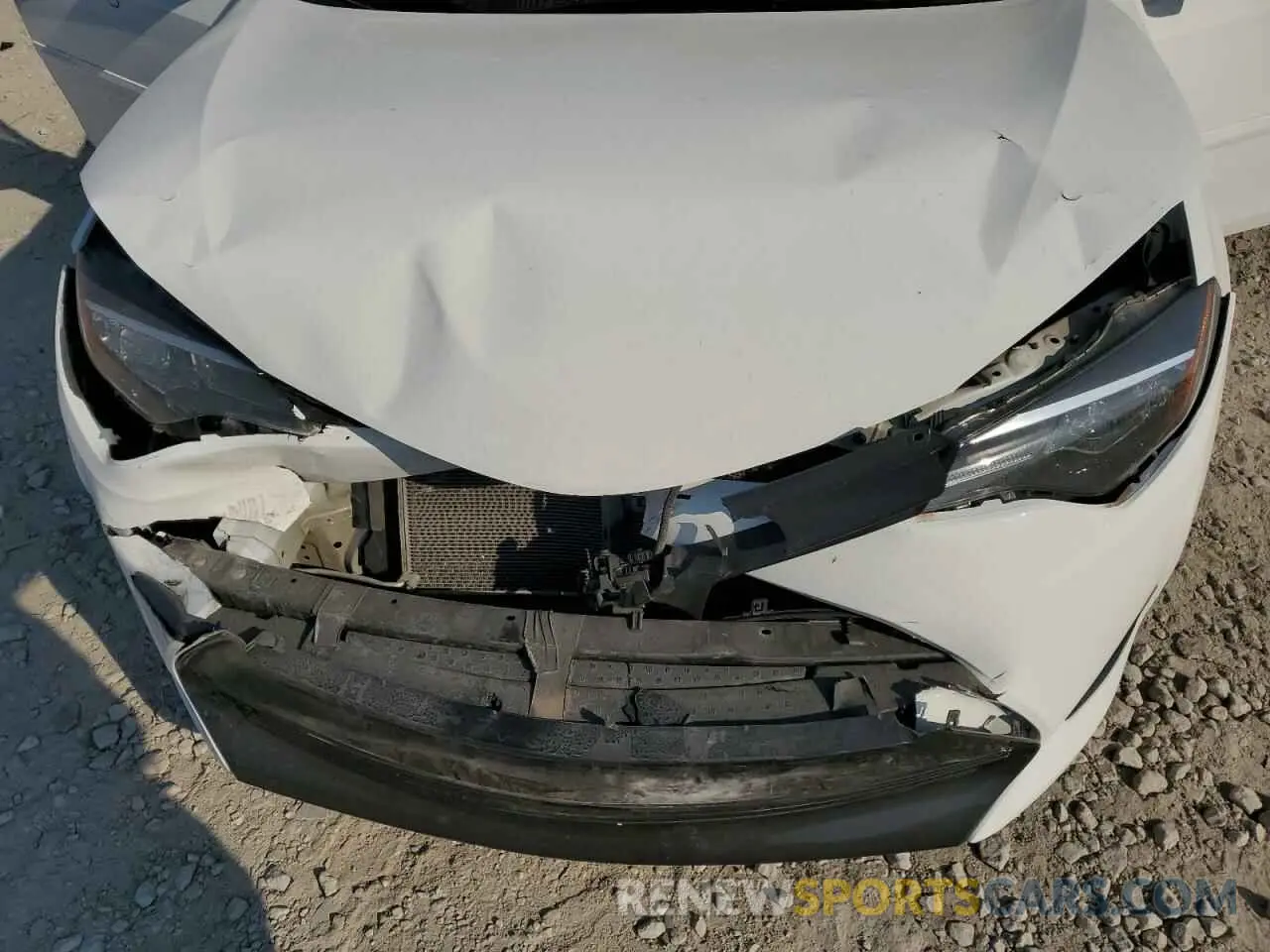 11 Photograph of a damaged car 5YFBURHE4KP872367 TOYOTA COROLLA 2019