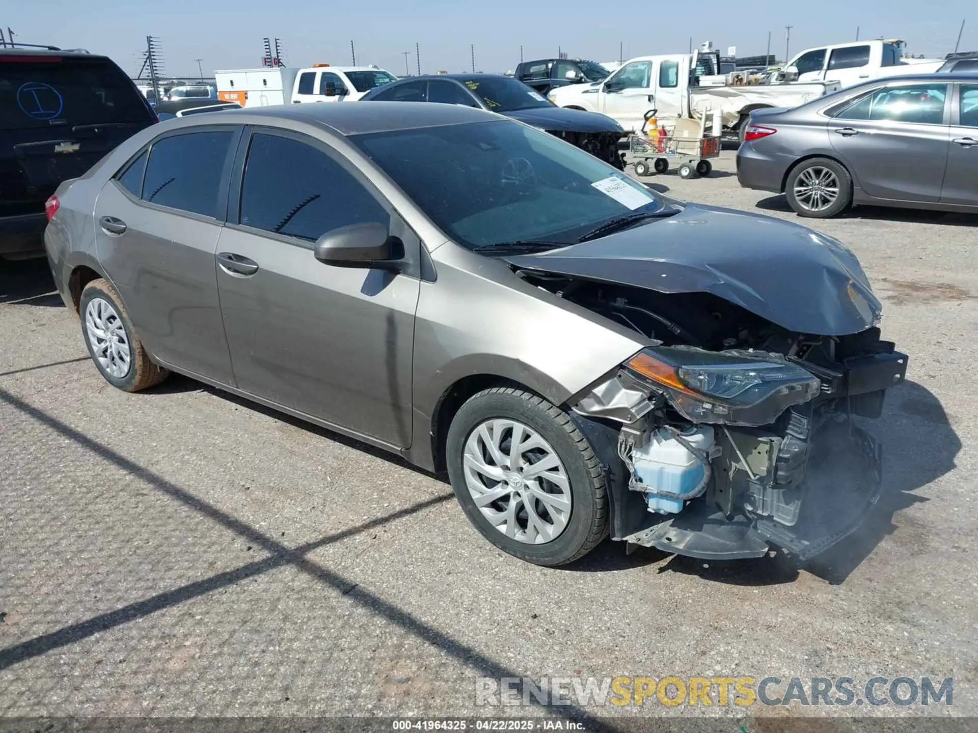 1 Photograph of a damaged car 5YFBURHE4KP873647 TOYOTA COROLLA 2019