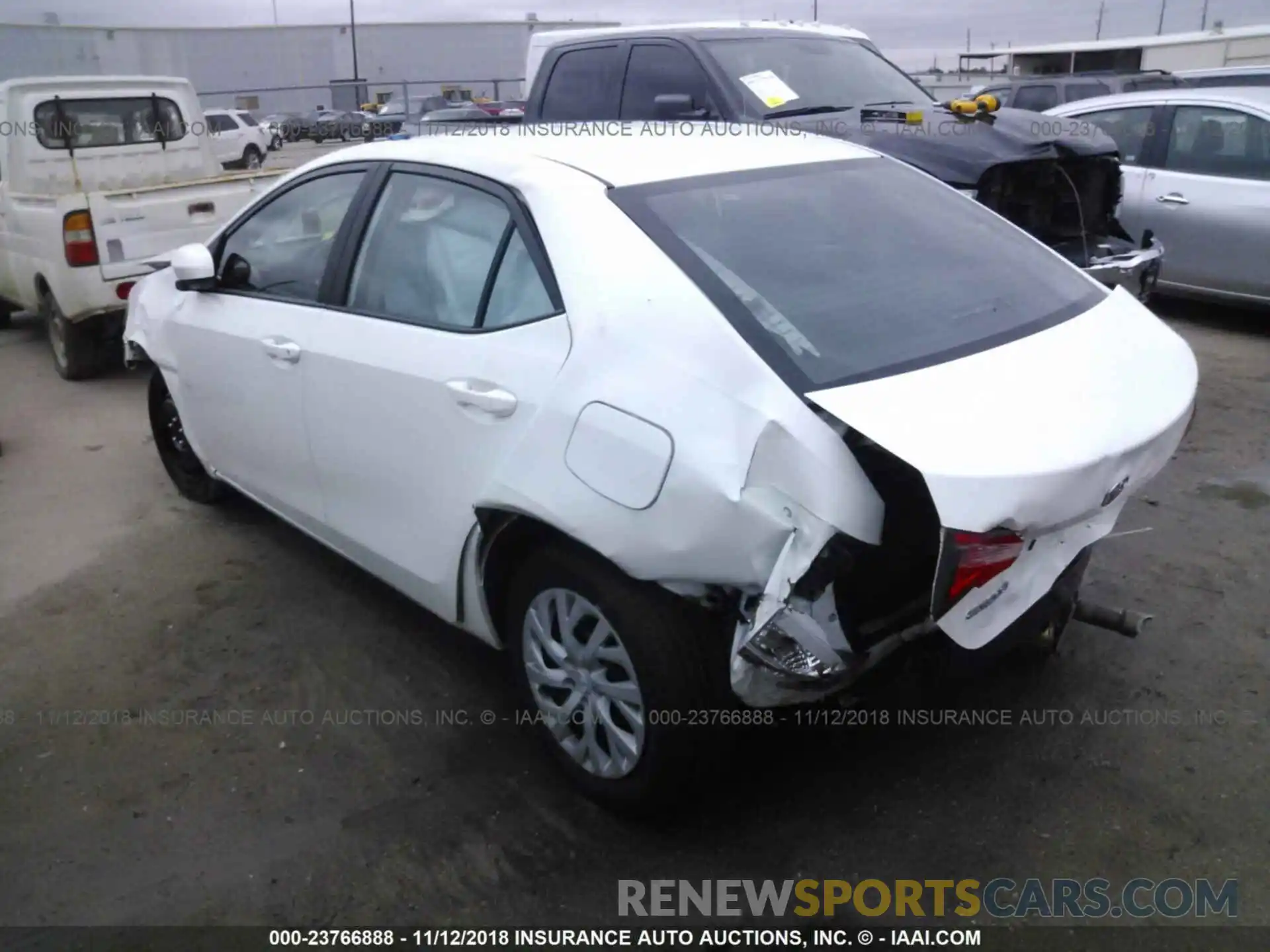 3 Photograph of a damaged car 5YFBURHE4KP880310 Toyota Corolla 2019