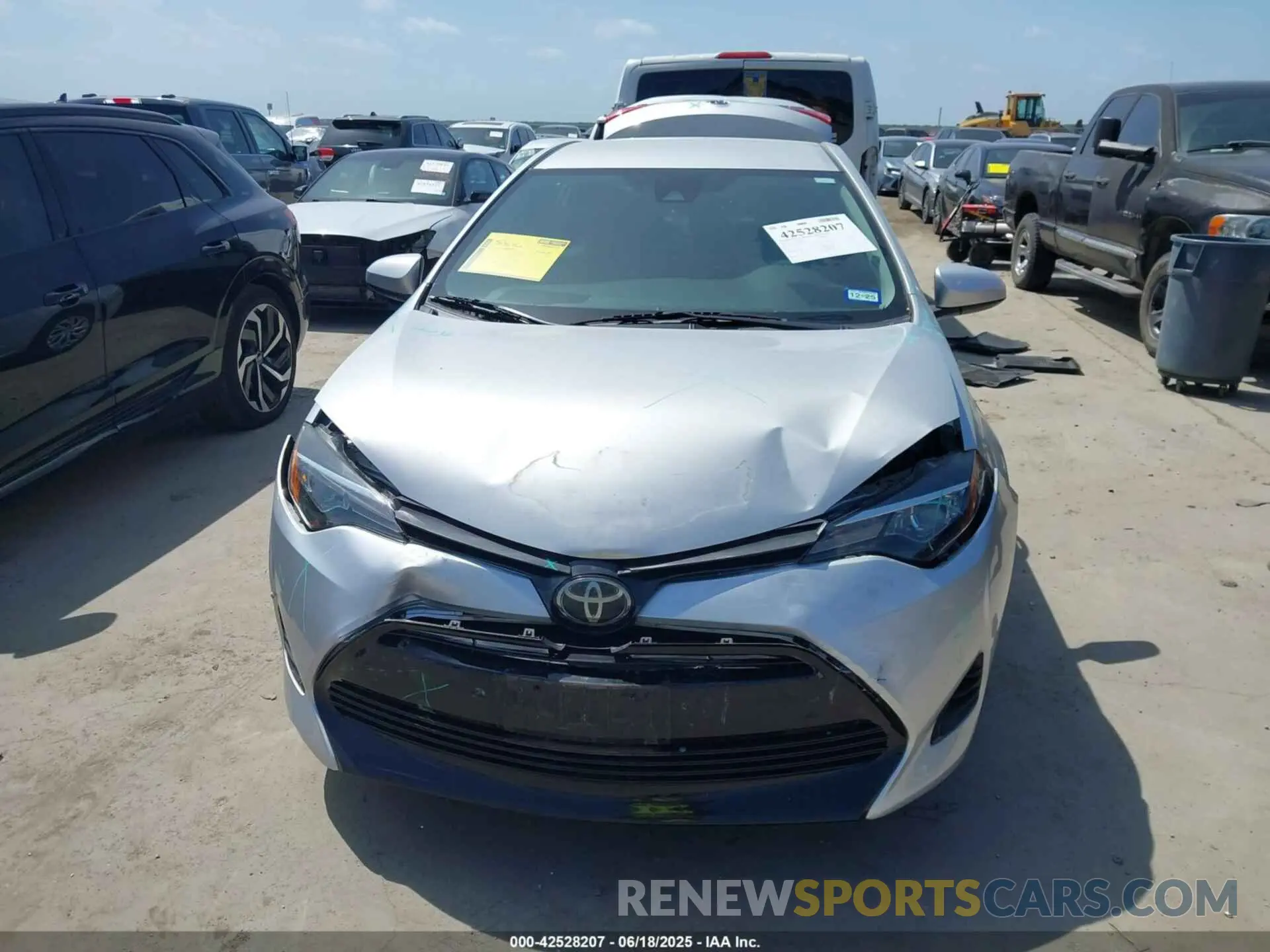 12 Photograph of a damaged car 5YFBURHE4KP881845 TOYOTA COROLLA 2019