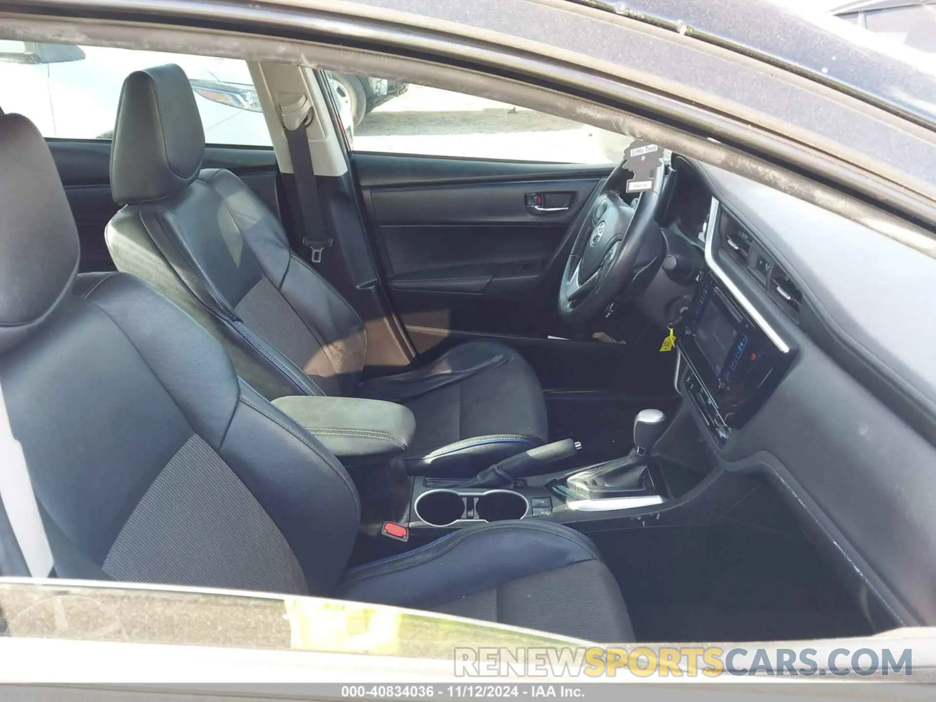 5 Photograph of a damaged car 5YFBURHE4KP884535 TOYOTA COROLLA 2019