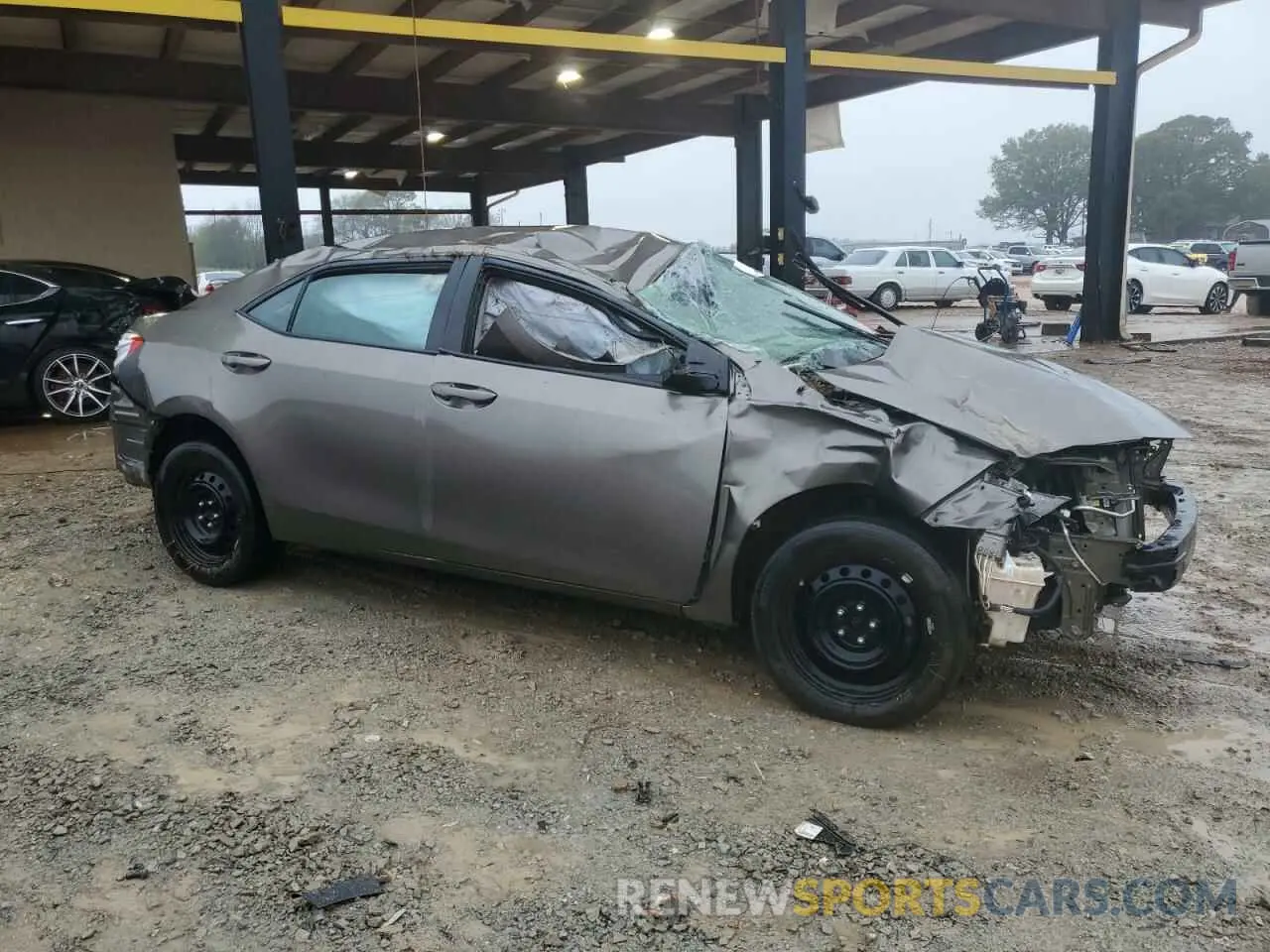 4 Photograph of a damaged car 5YFBURHE4KP886222 TOYOTA COROLLA 2019