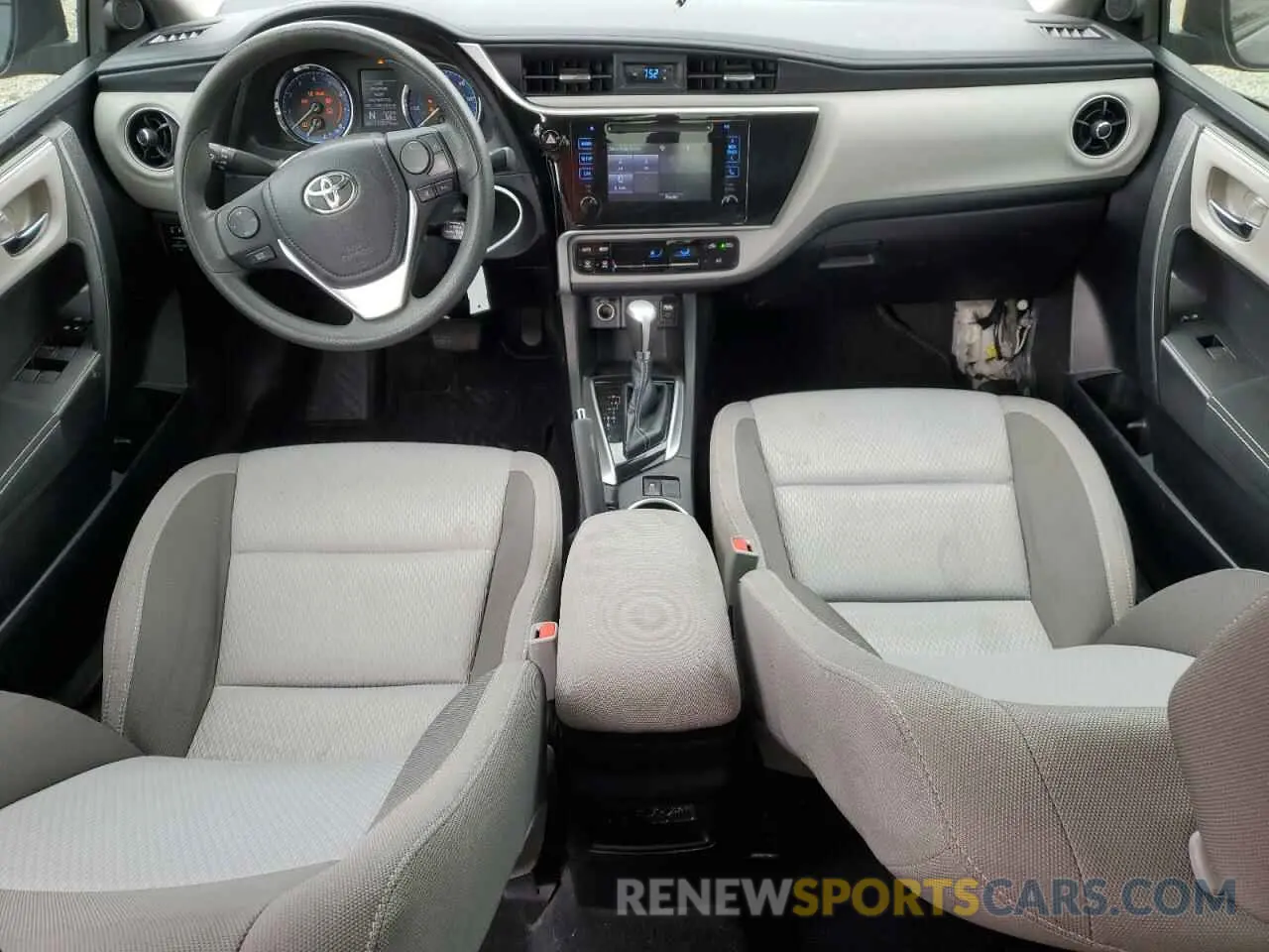 8 Photograph of a damaged car 5YFBURHE4KP887144 TOYOTA COROLLA 2019