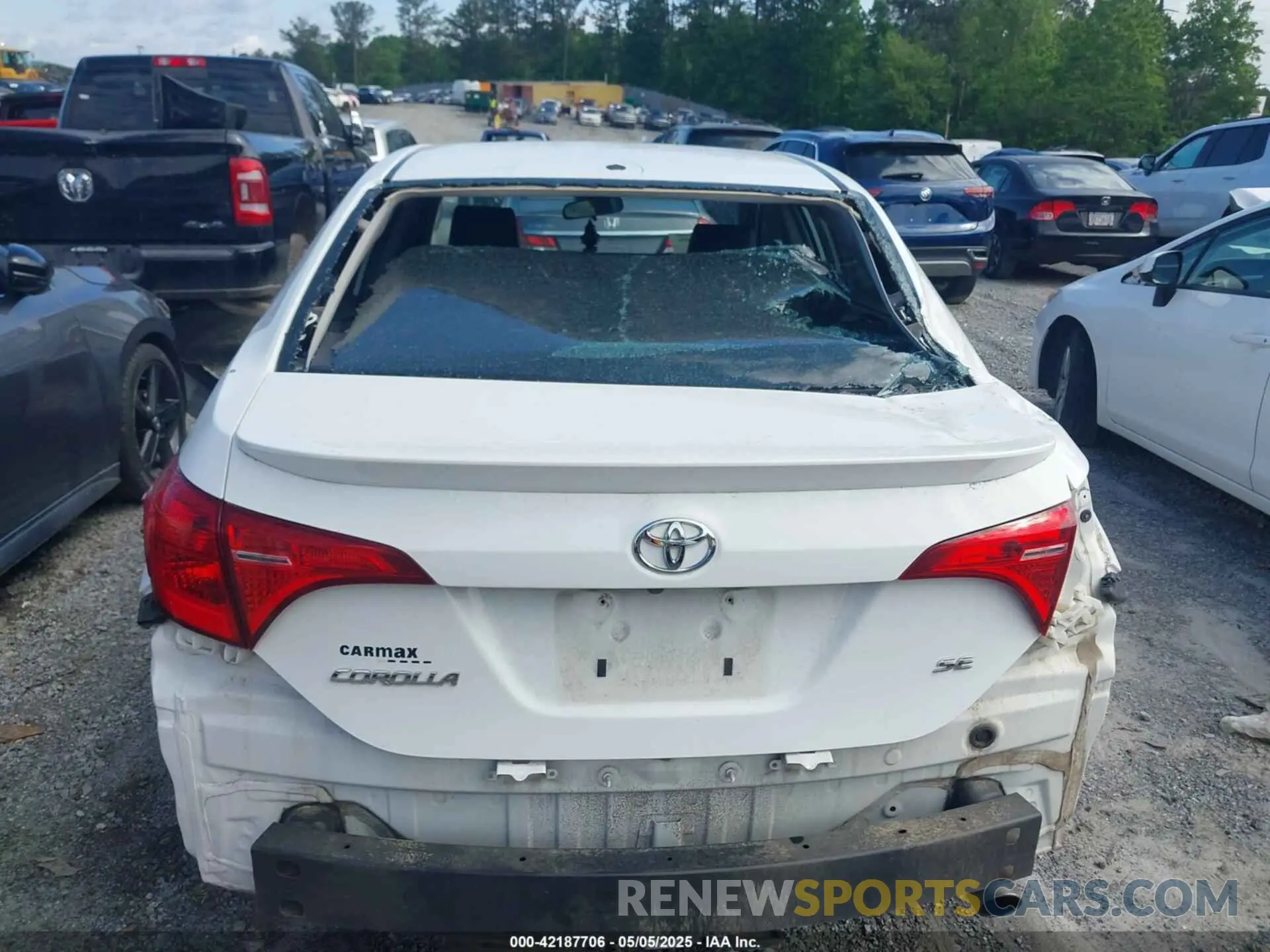 6 Photograph of a damaged car 5YFBURHE4KP887208 TOYOTA COROLLA 2019