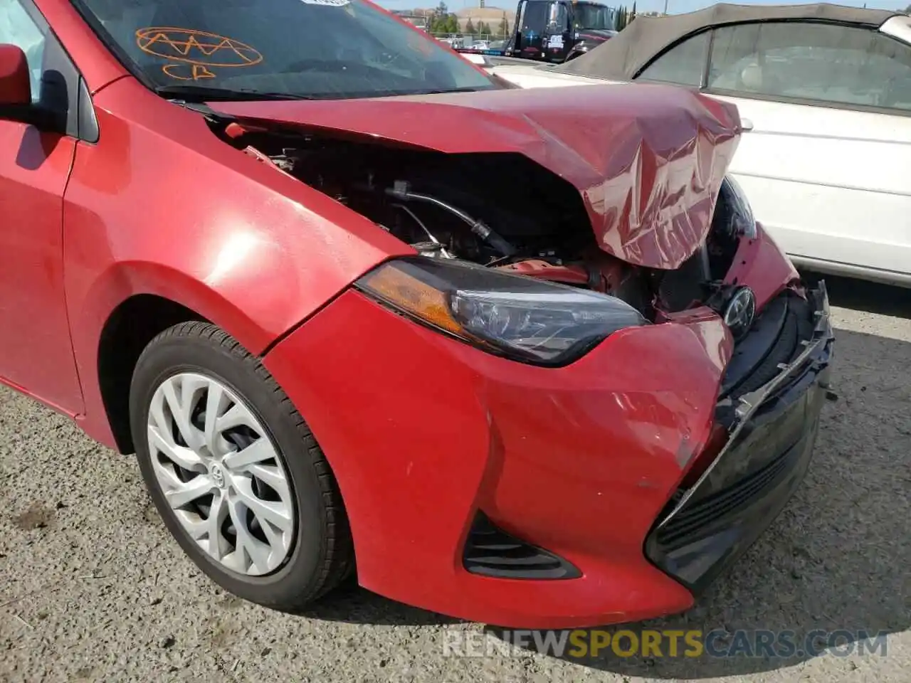 9 Photograph of a damaged car 5YFBURHE4KP887564 TOYOTA COROLLA 2019