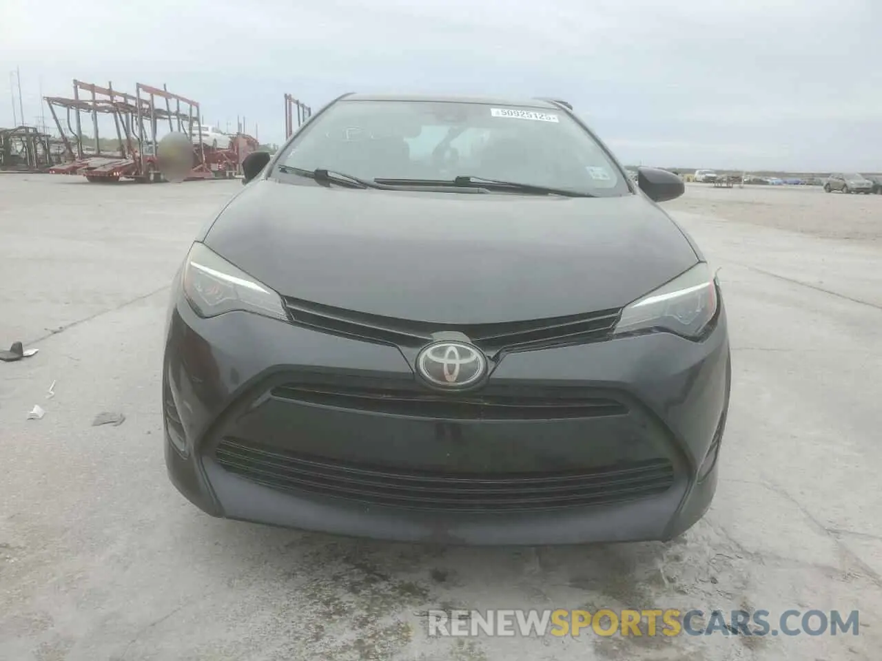 5 Photograph of a damaged car 5YFBURHE4KP887998 TOYOTA COROLLA 2019