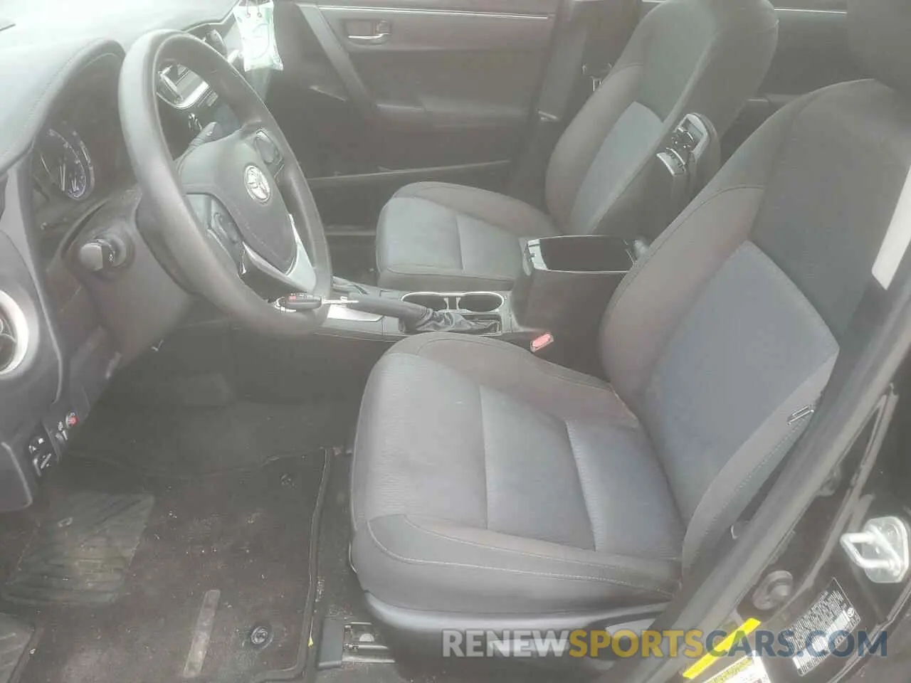7 Photograph of a damaged car 5YFBURHE4KP887998 TOYOTA COROLLA 2019