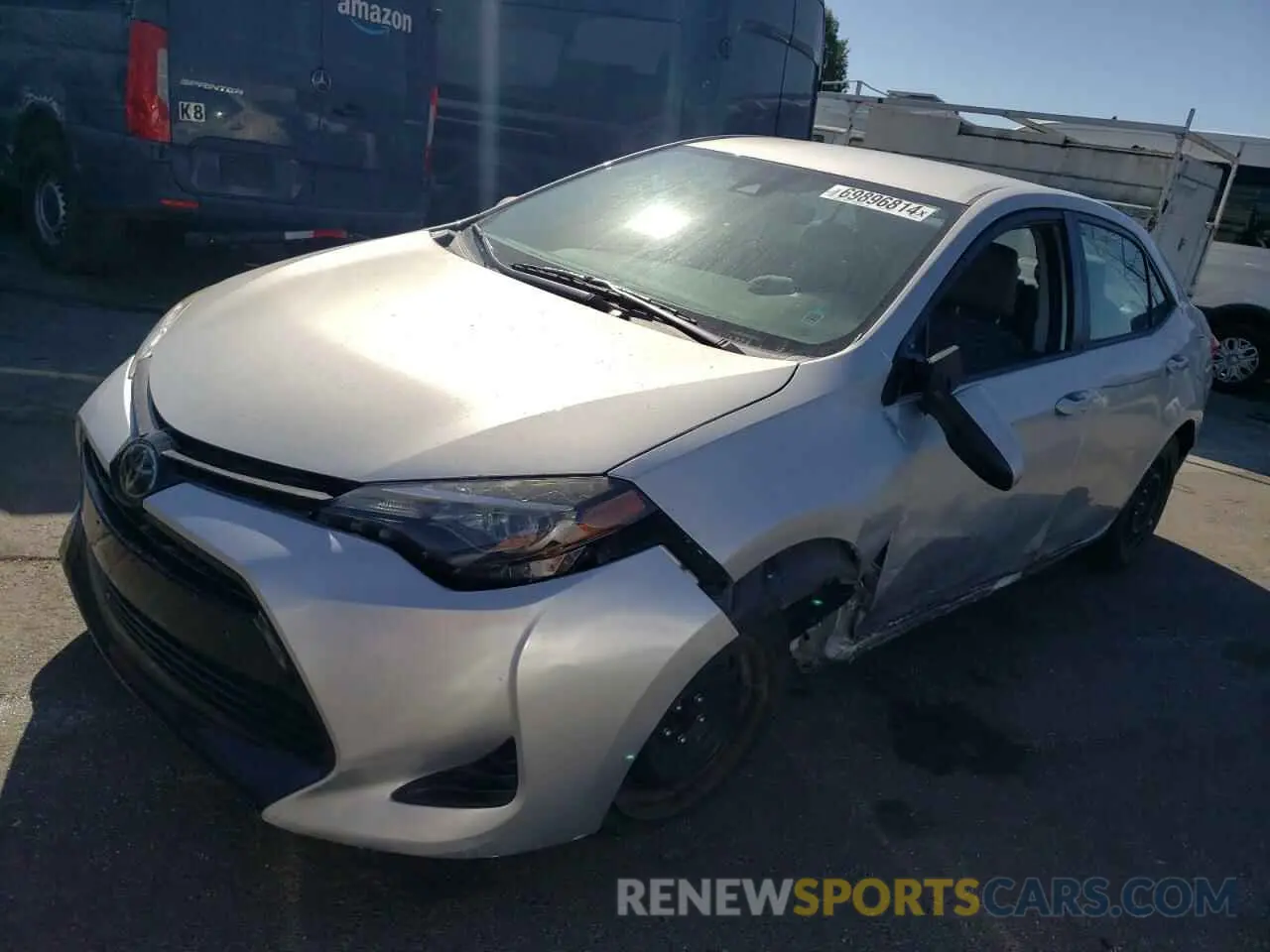 1 Photograph of a damaged car 5YFBURHE4KP891632 TOYOTA COROLLA 2019