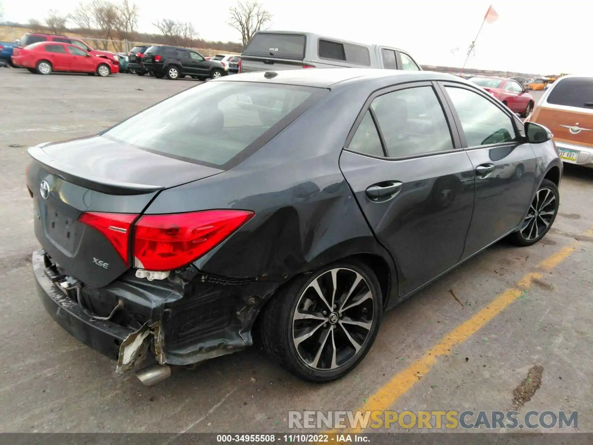 4 Photograph of a damaged car 5YFBURHE4KP892523 TOYOTA COROLLA 2019