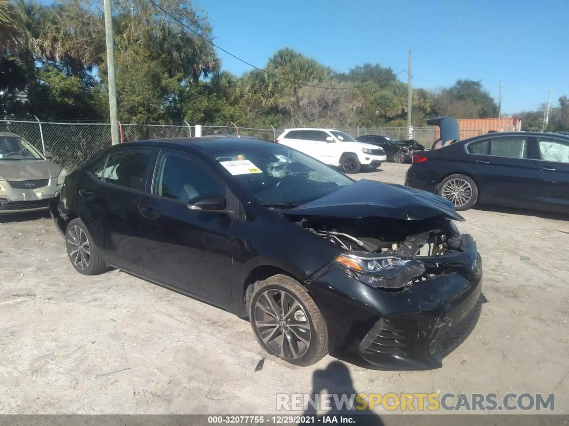 1 Photograph of a damaged car 5YFBURHE4KP895616 TOYOTA COROLLA 2019