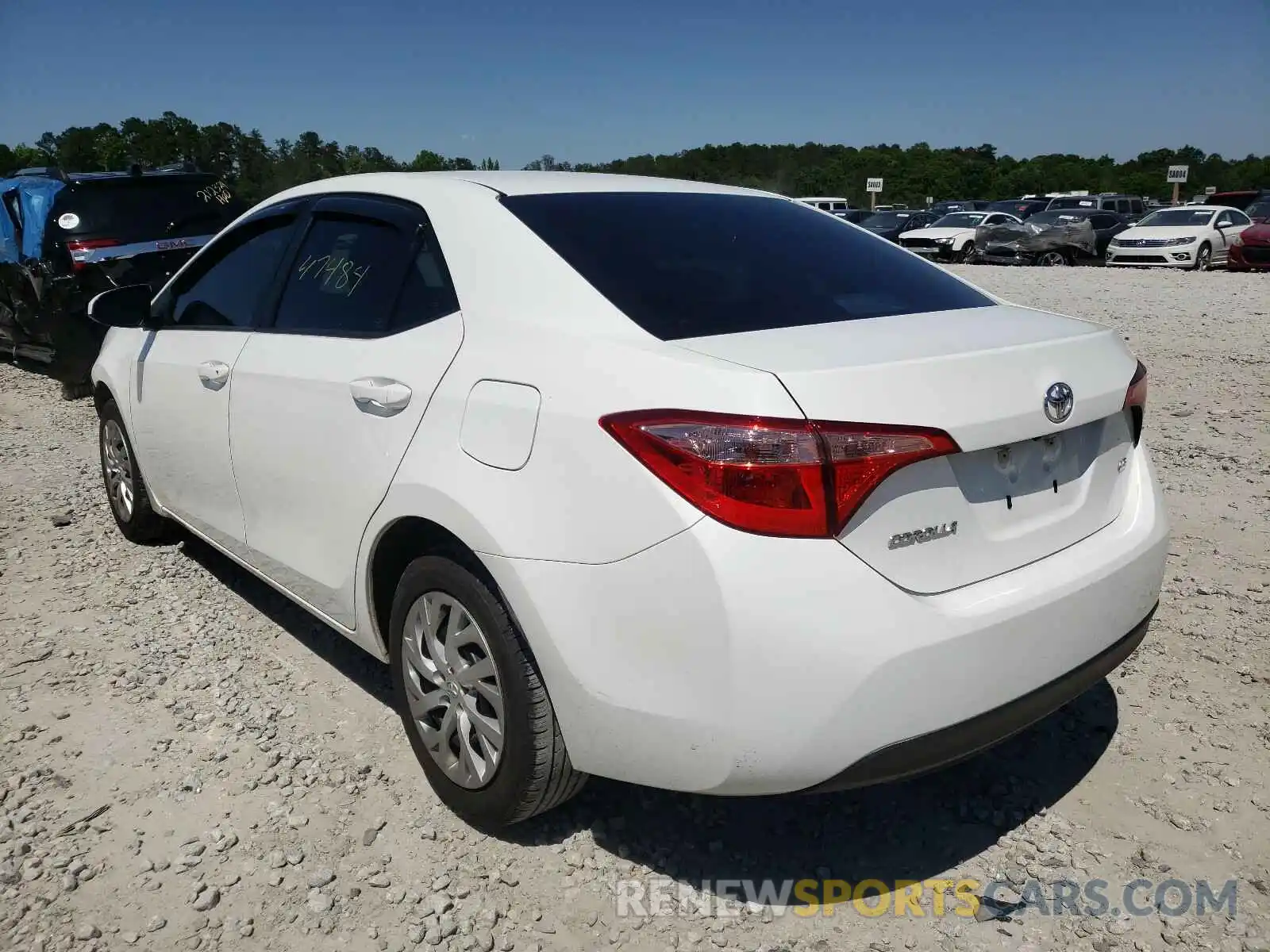 3 Photograph of a damaged car 5YFBURHE4KP897995 TOYOTA COROLLA 2019