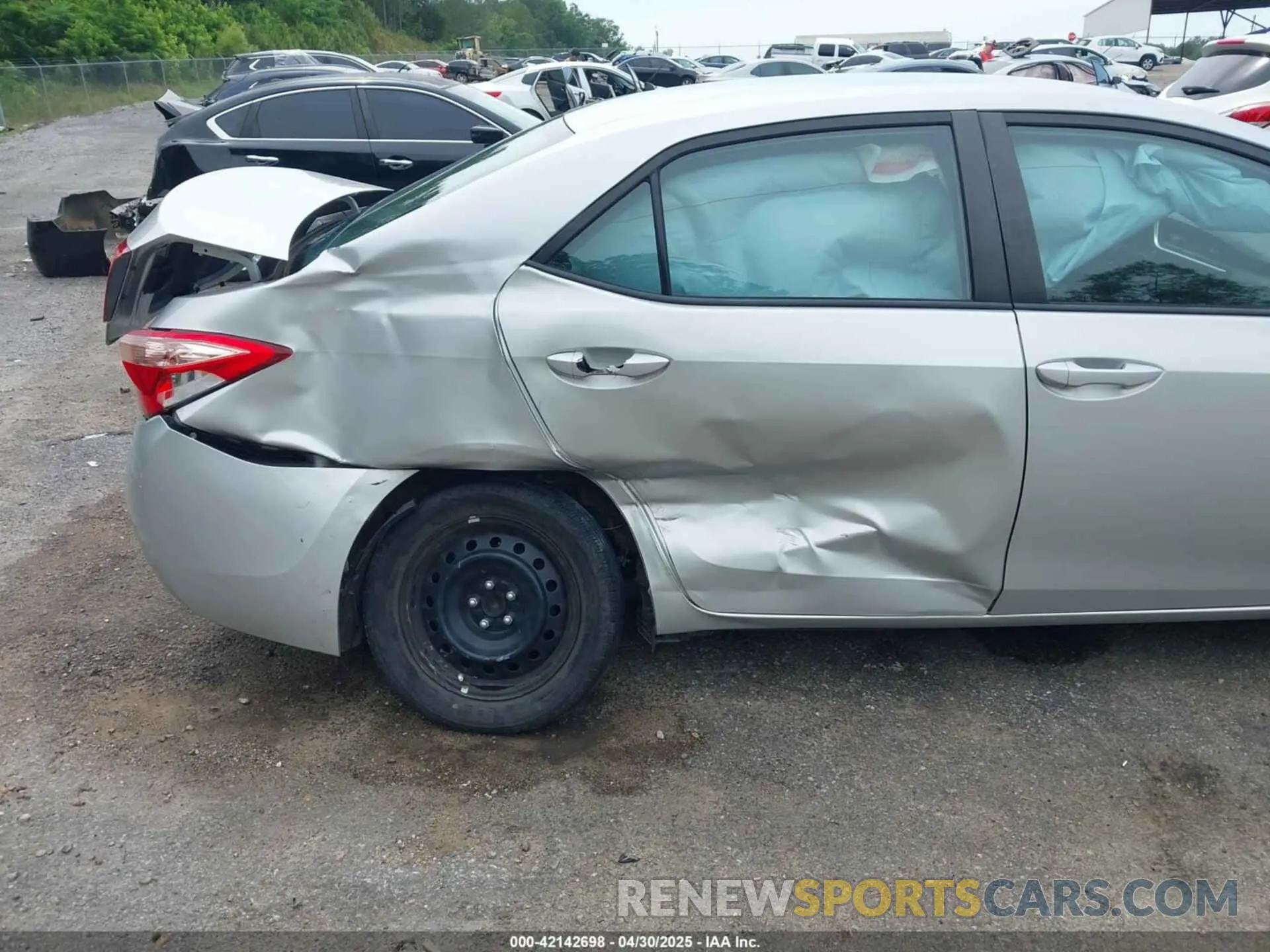 6 Photograph of a damaged car 5YFBURHE4KP898466 TOYOTA COROLLA 2019
