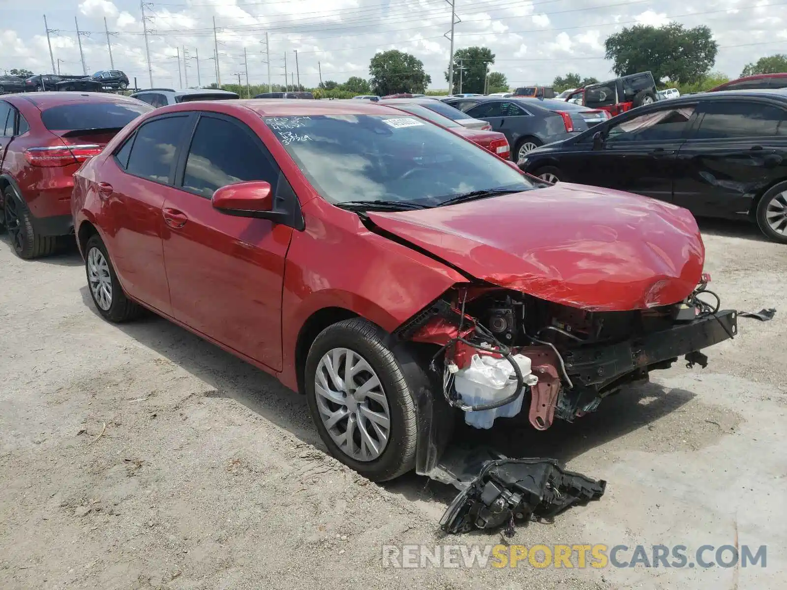 1 Photograph of a damaged car 5YFBURHE4KP900328 TOYOTA COROLLA 2019