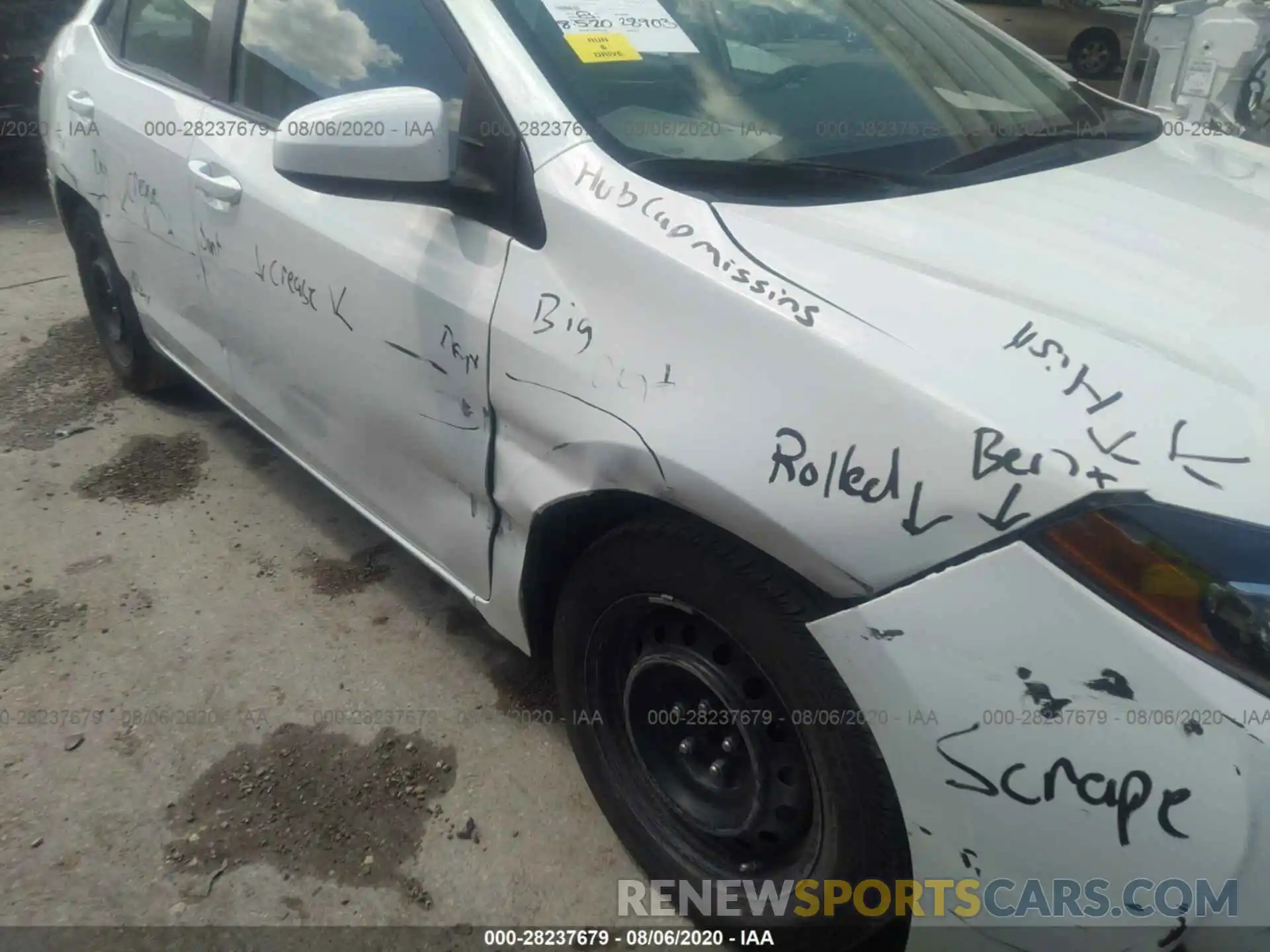 6 Photograph of a damaged car 5YFBURHE4KP900409 TOYOTA COROLLA 2019