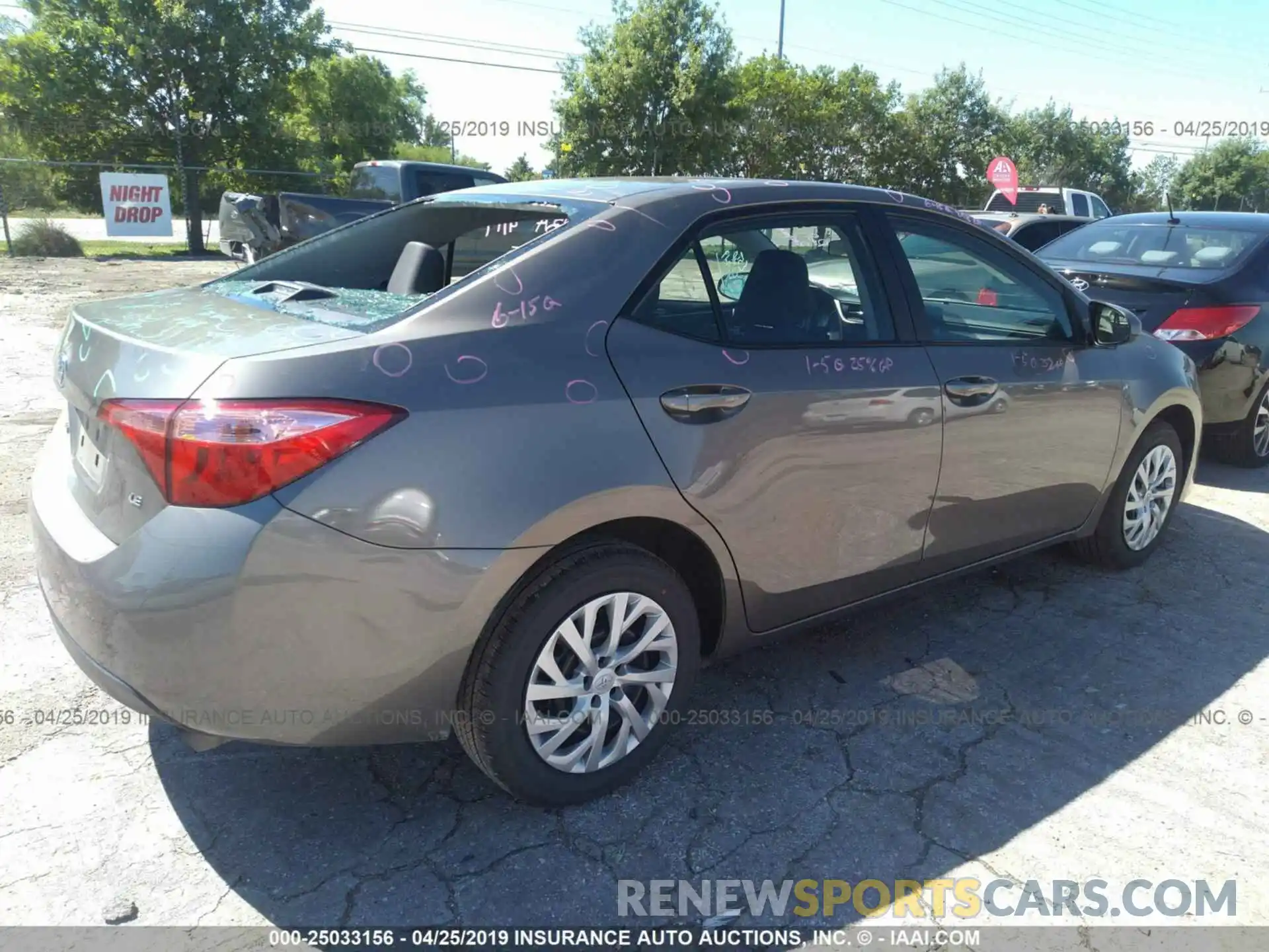 4 Photograph of a damaged car 5YFBURHE4KP902158 TOYOTA COROLLA 2019