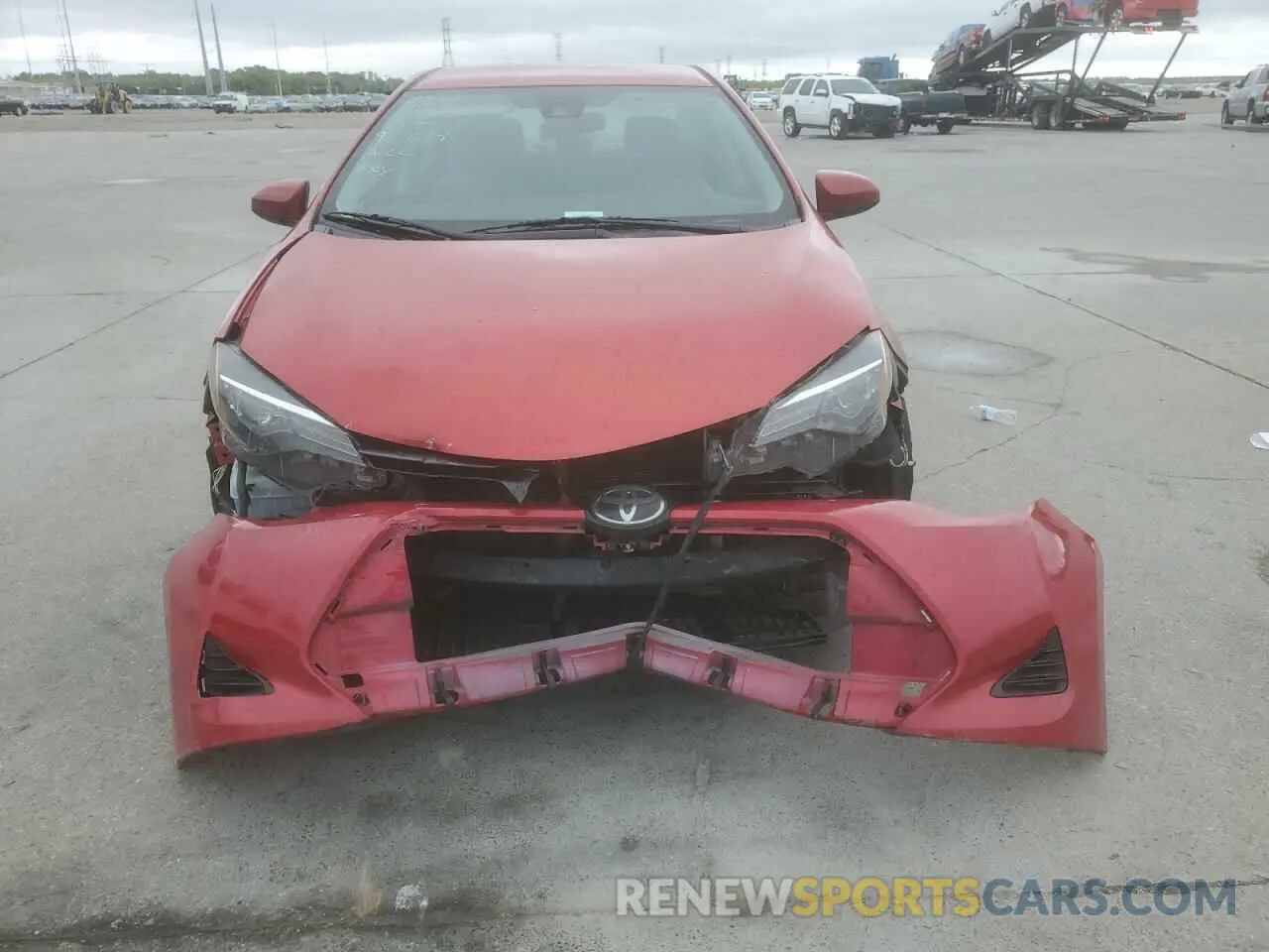 5 Photograph of a damaged car 5YFBURHE4KP903004 TOYOTA COROLLA 2019
