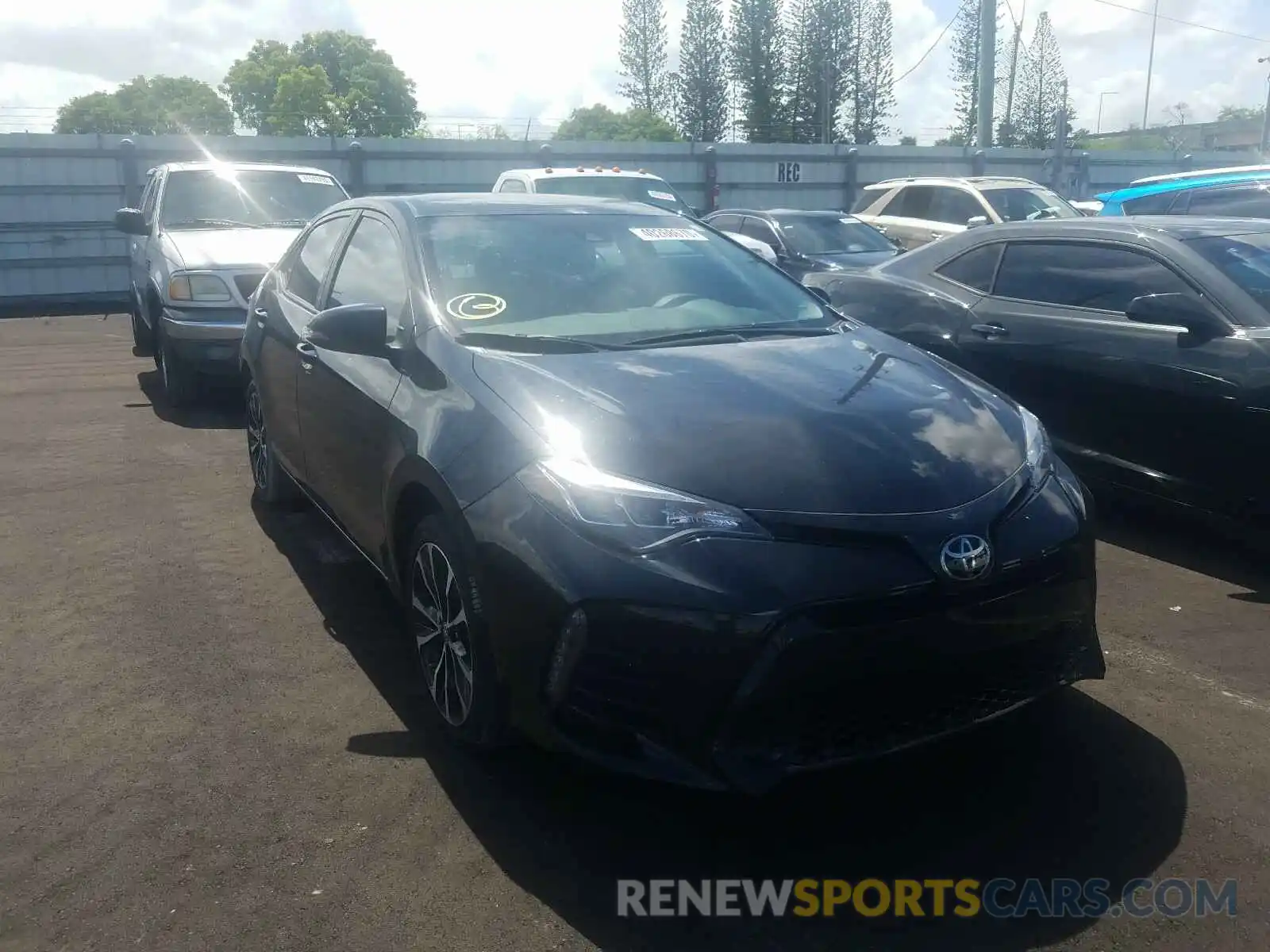 1 Photograph of a damaged car 5YFBURHE4KP903228 TOYOTA COROLLA 2019