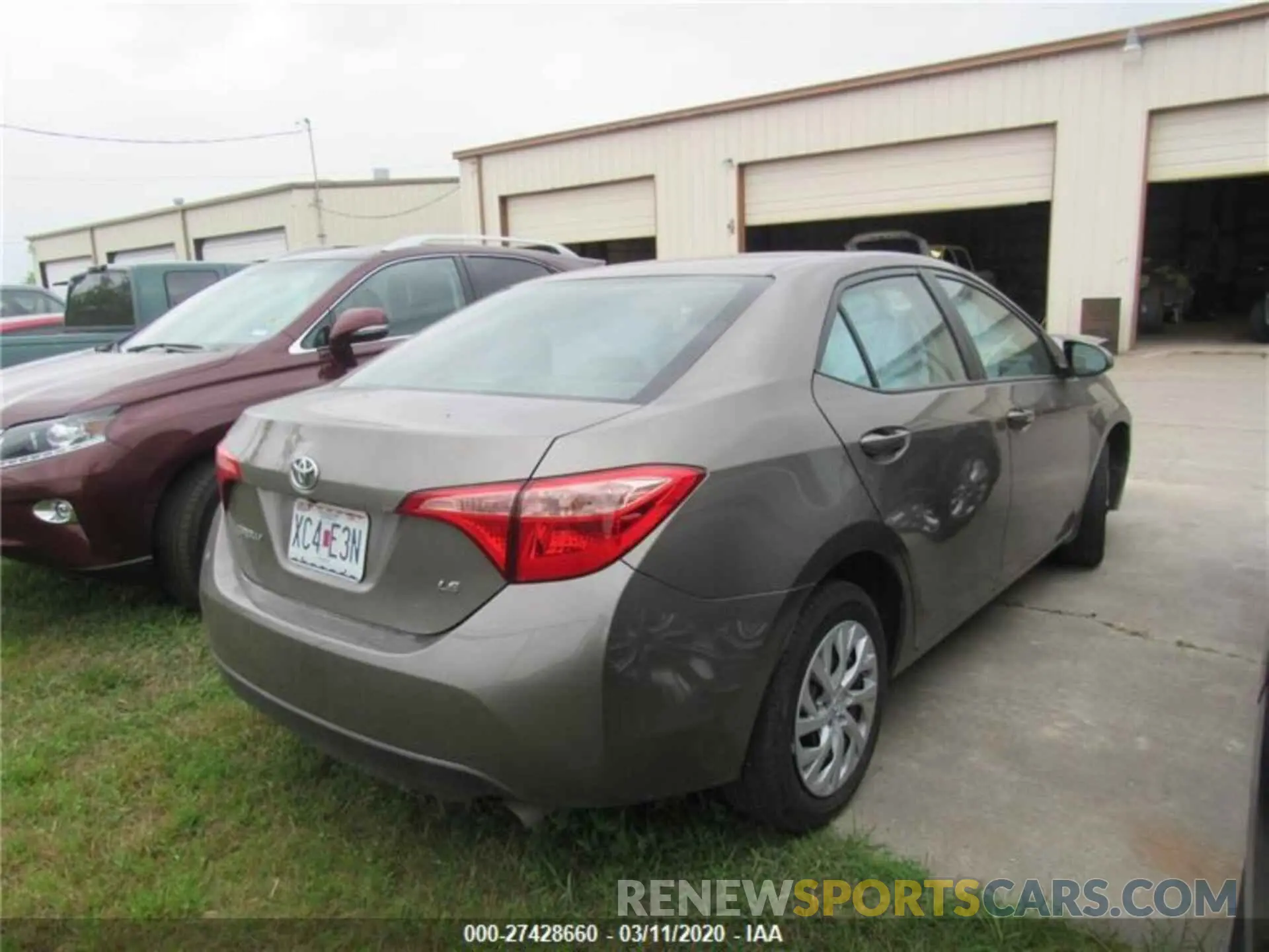 4 Photograph of a damaged car 5YFBURHE4KP905142 TOYOTA COROLLA 2019