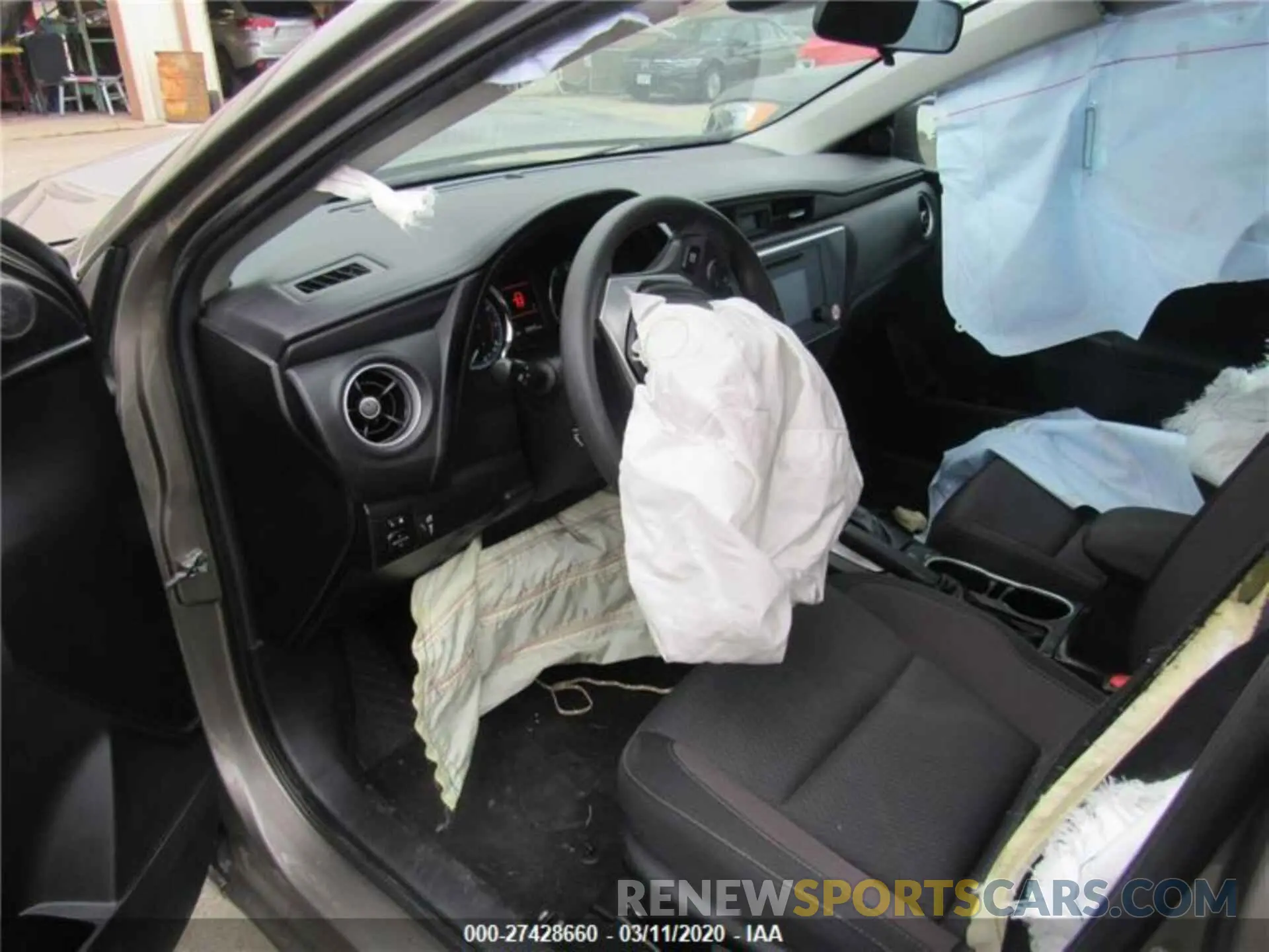 5 Photograph of a damaged car 5YFBURHE4KP905142 TOYOTA COROLLA 2019