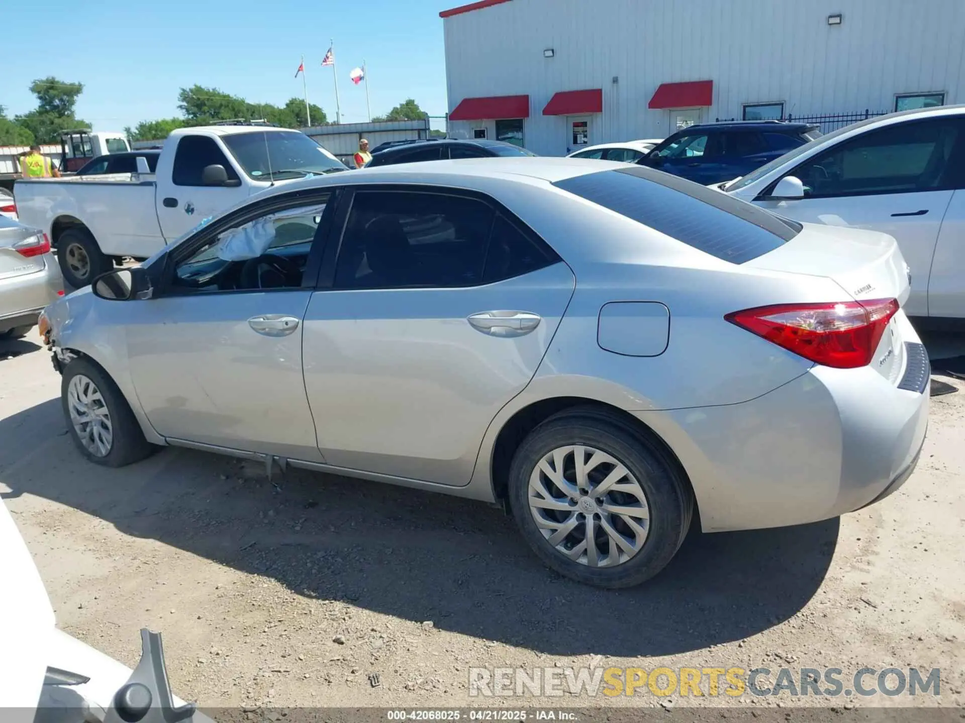 15 Photograph of a damaged car 5YFBURHE4KP907117 TOYOTA COROLLA 2019