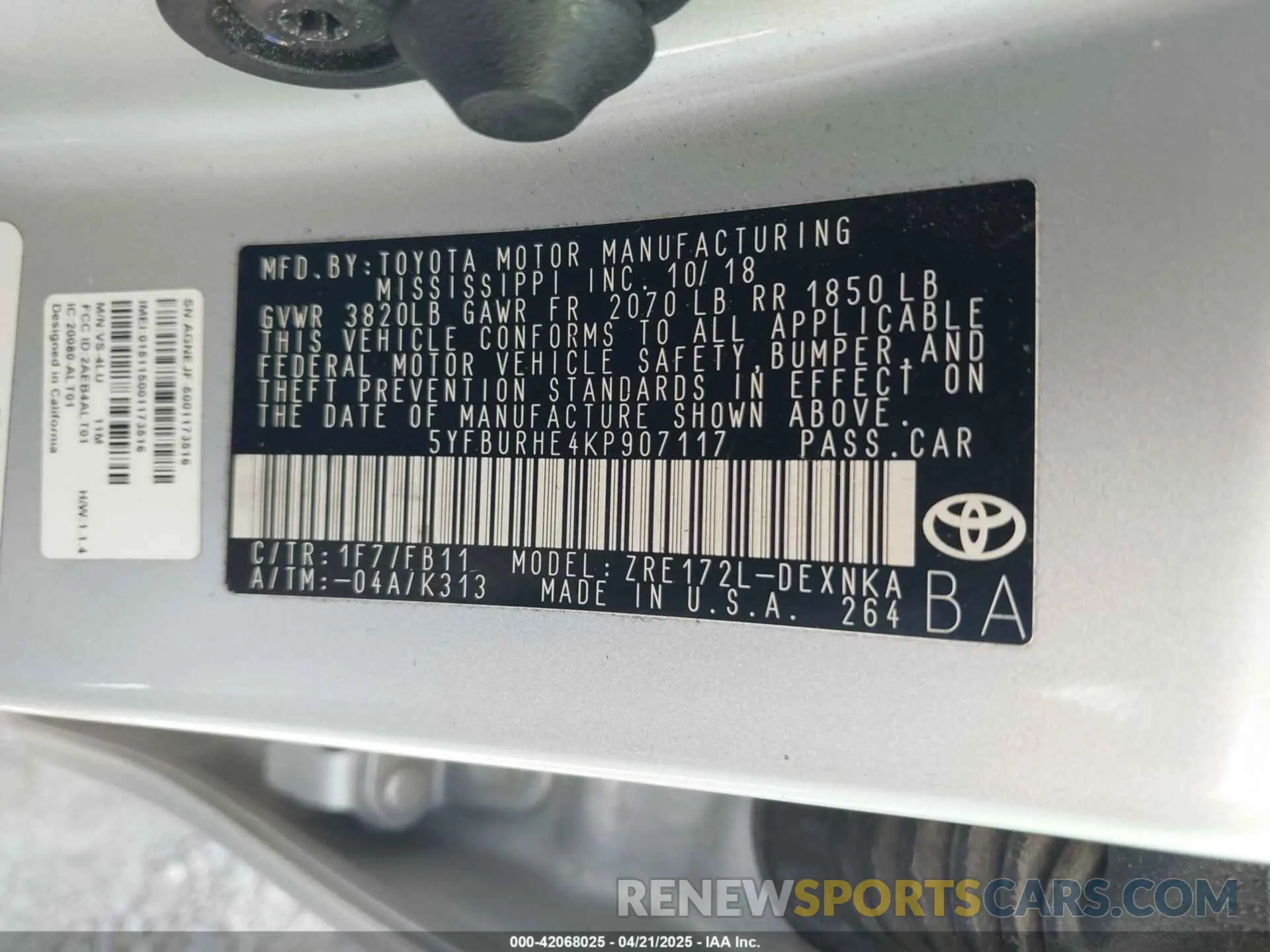 9 Photograph of a damaged car 5YFBURHE4KP907117 TOYOTA COROLLA 2019