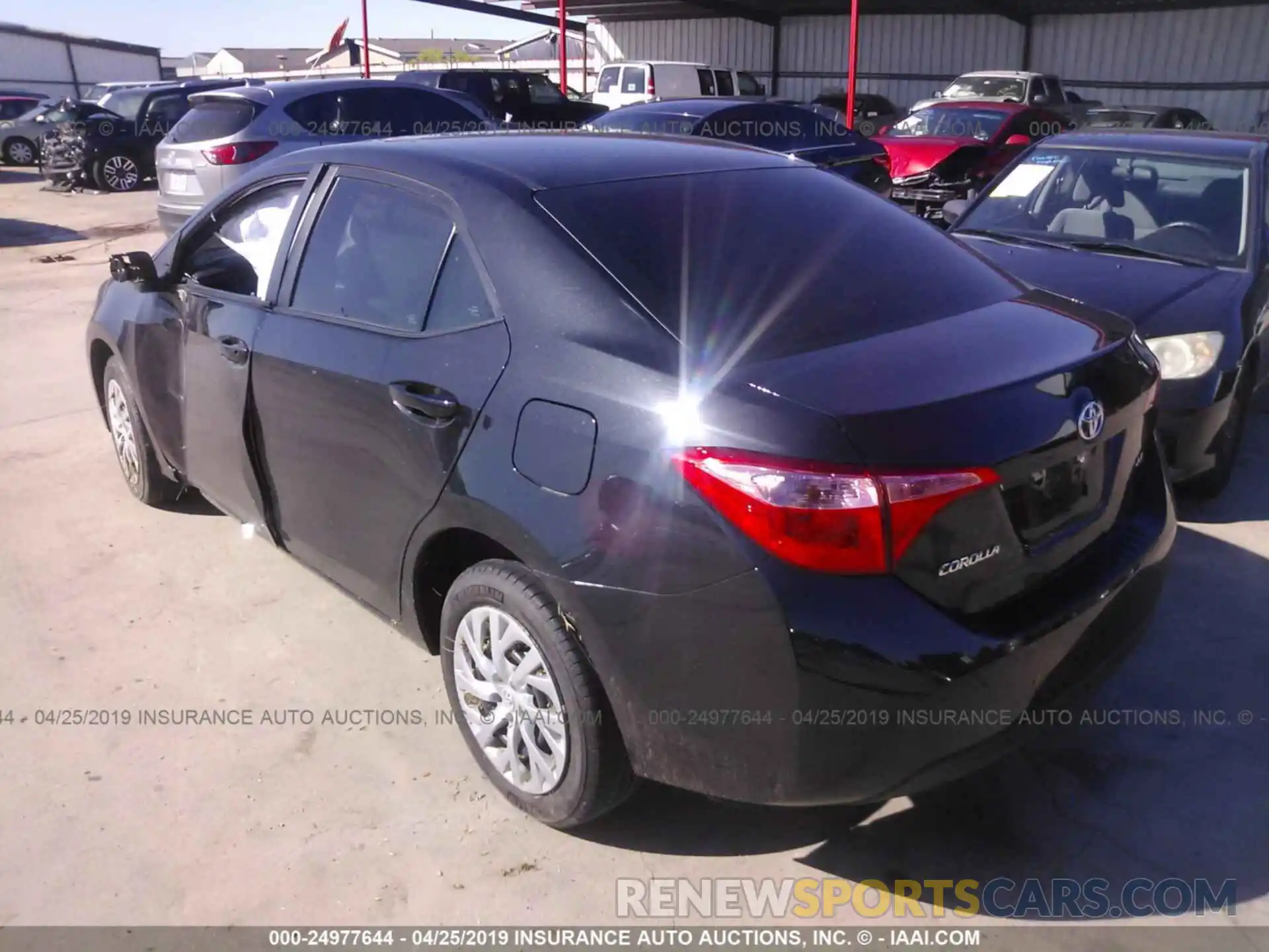 3 Photograph of a damaged car 5YFBURHE4KP909756 TOYOTA COROLLA 2019