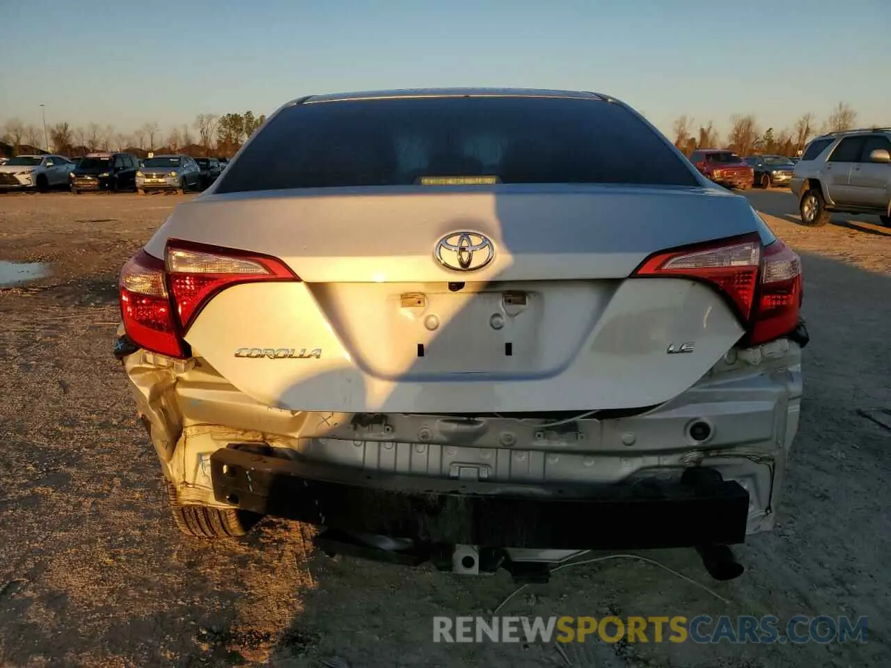 6 Photograph of a damaged car 5YFBURHE4KP912625 TOYOTA COROLLA 2019