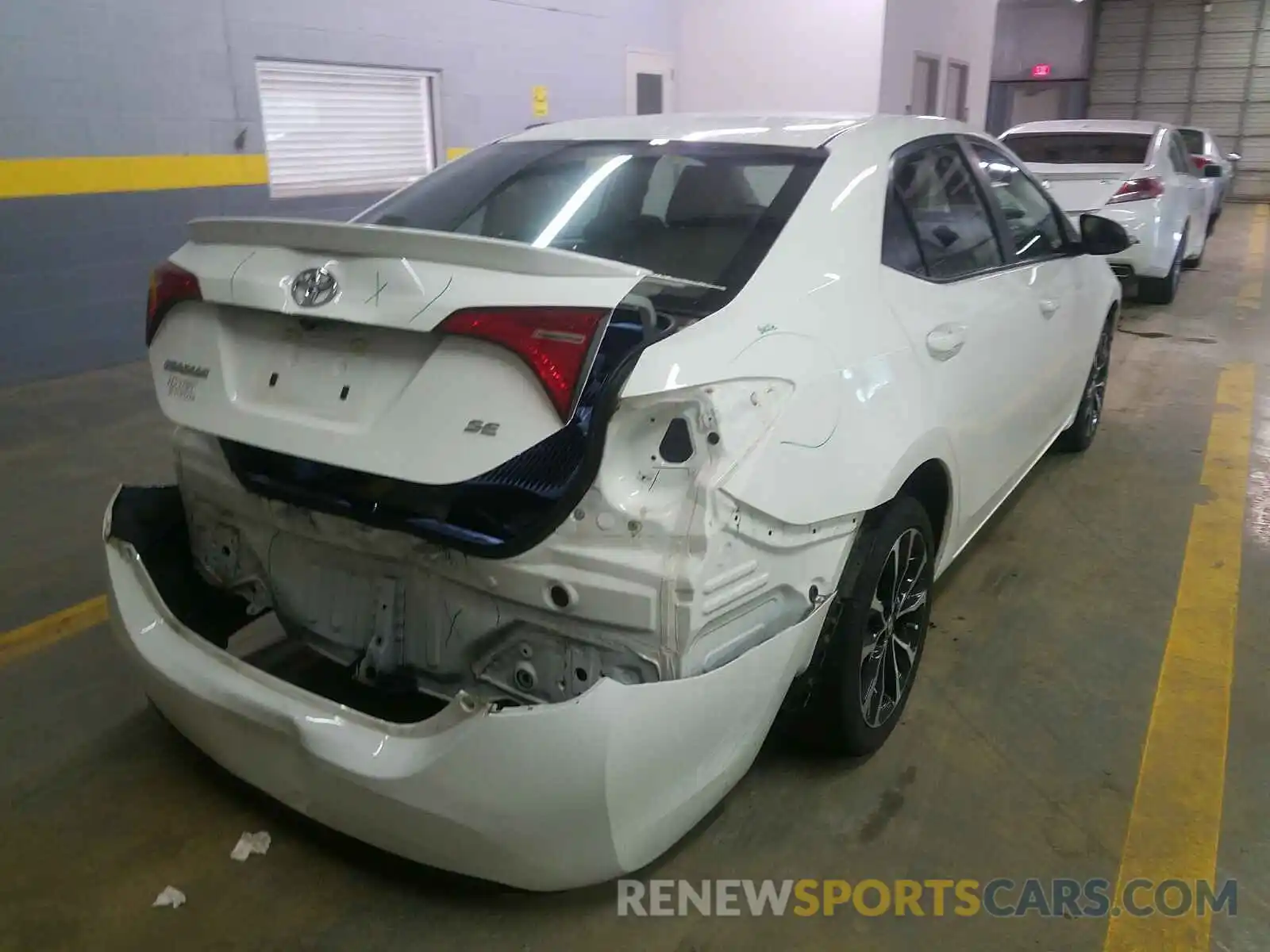 4 Photograph of a damaged car 5YFBURHE4KP916237 TOYOTA COROLLA 2019