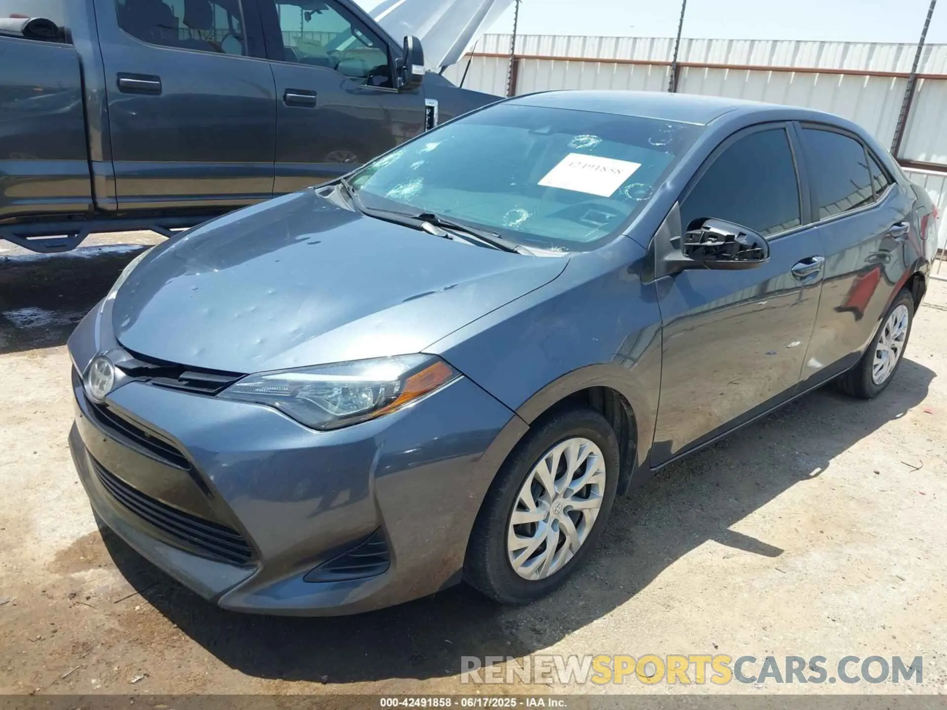 2 Photograph of a damaged car 5YFBURHE4KP923611 TOYOTA COROLLA 2019