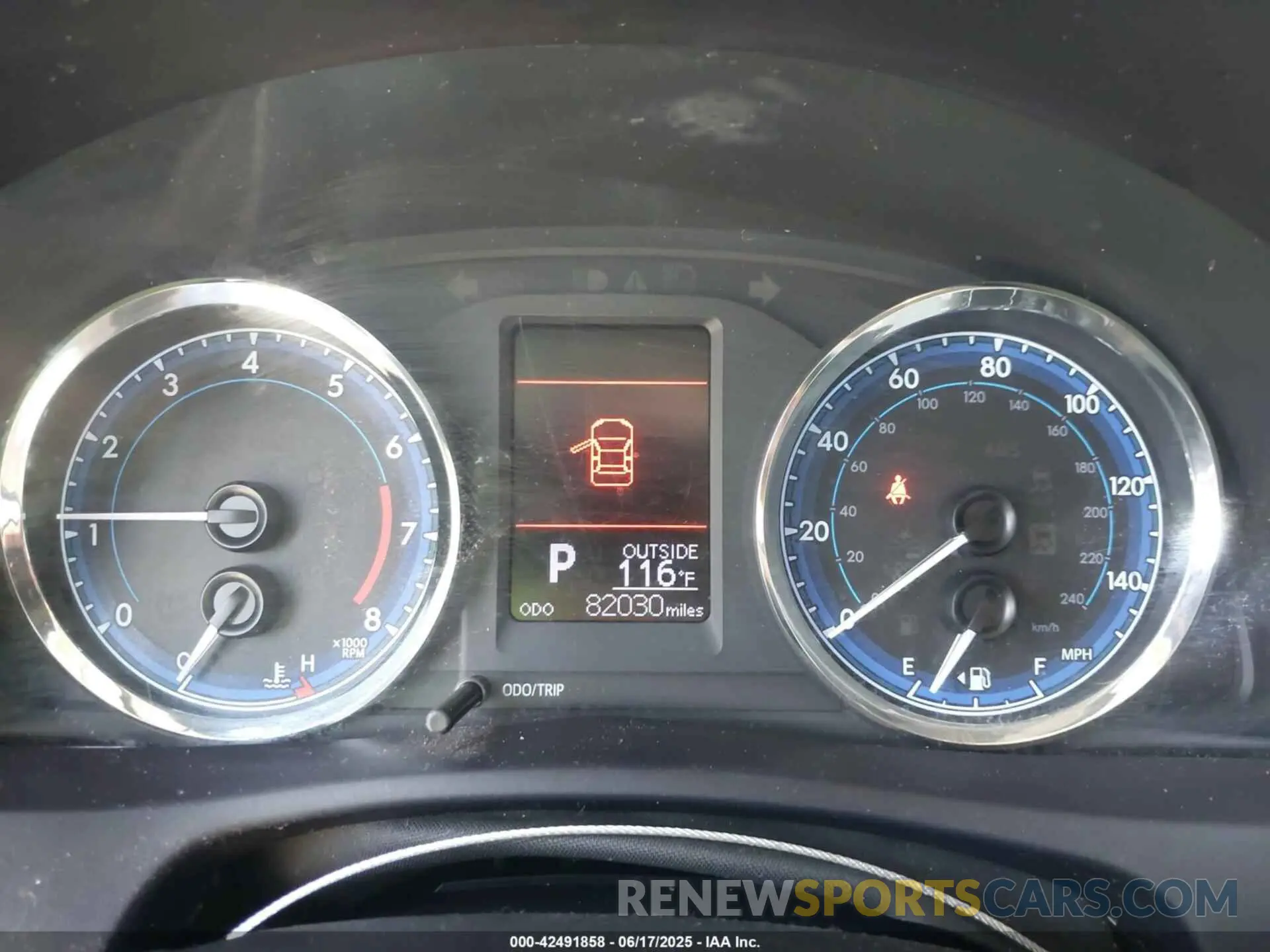 7 Photograph of a damaged car 5YFBURHE4KP923611 TOYOTA COROLLA 2019