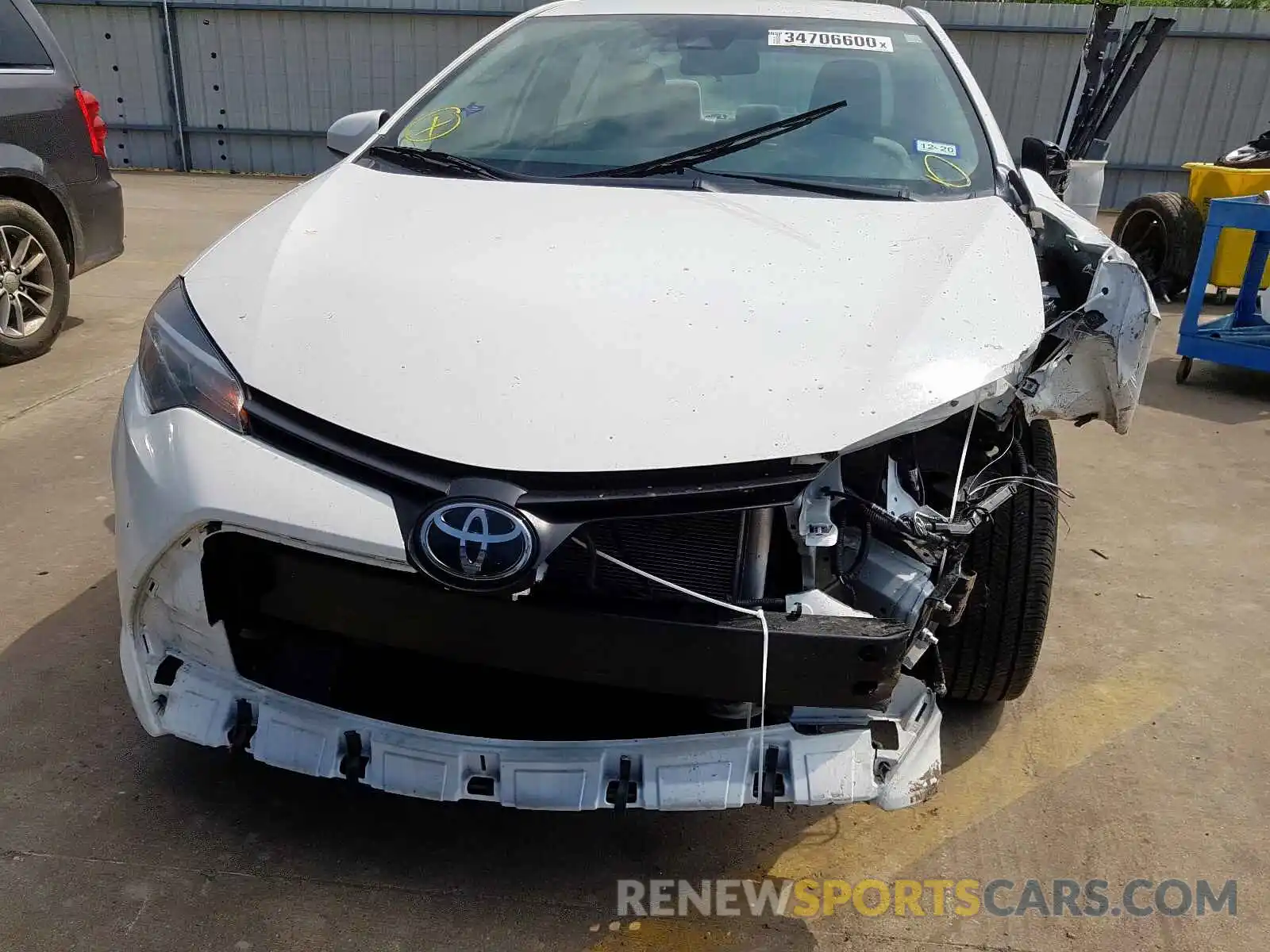 9 Photograph of a damaged car 5YFBURHE4KP923723 TOYOTA COROLLA 2019