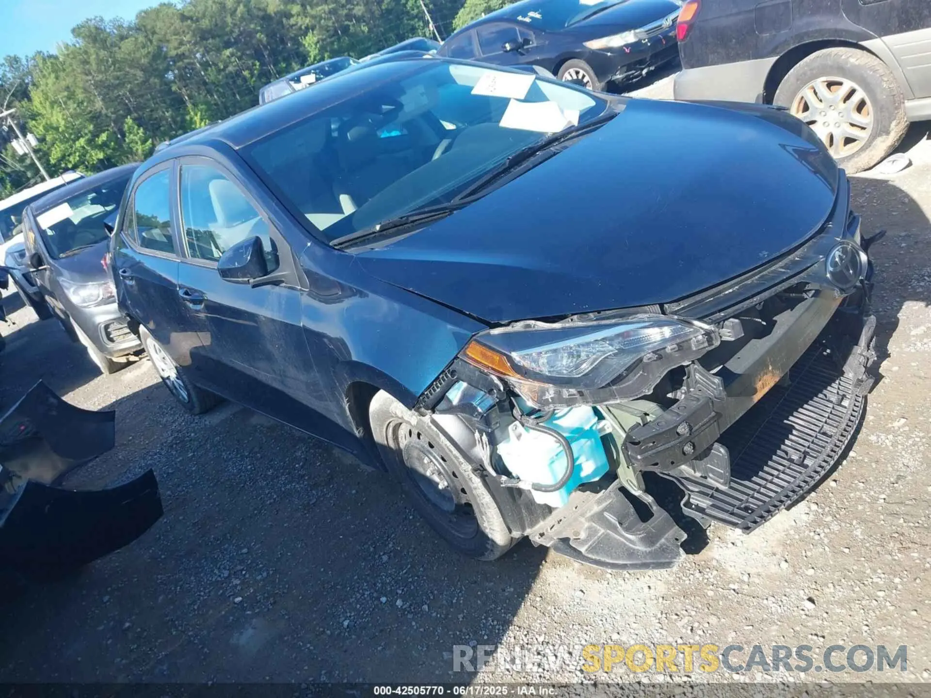 1 Photograph of a damaged car 5YFBURHE4KP925858 TOYOTA COROLLA 2019