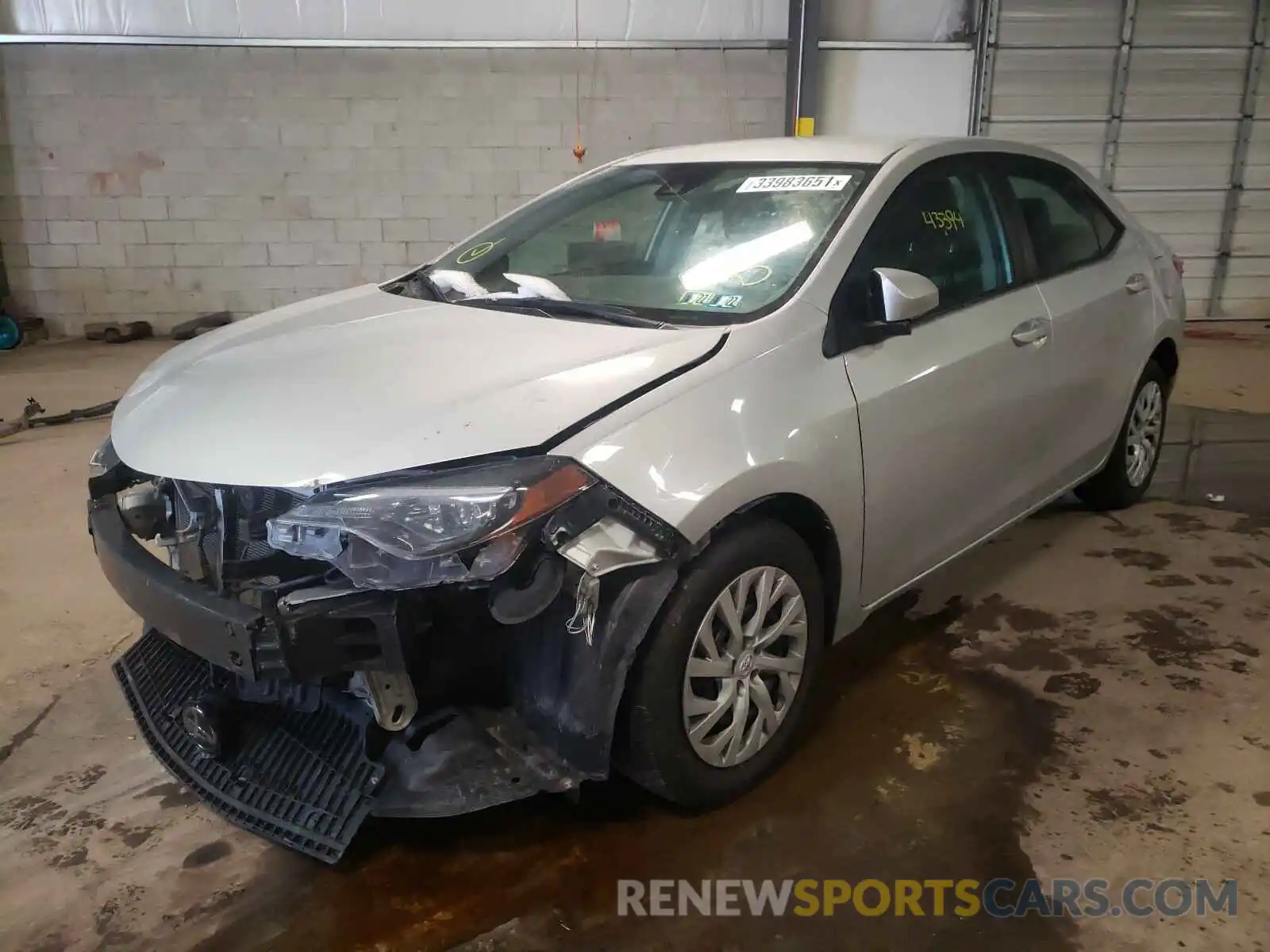 2 Photograph of a damaged car 5YFBURHE4KP927352 TOYOTA COROLLA 2019