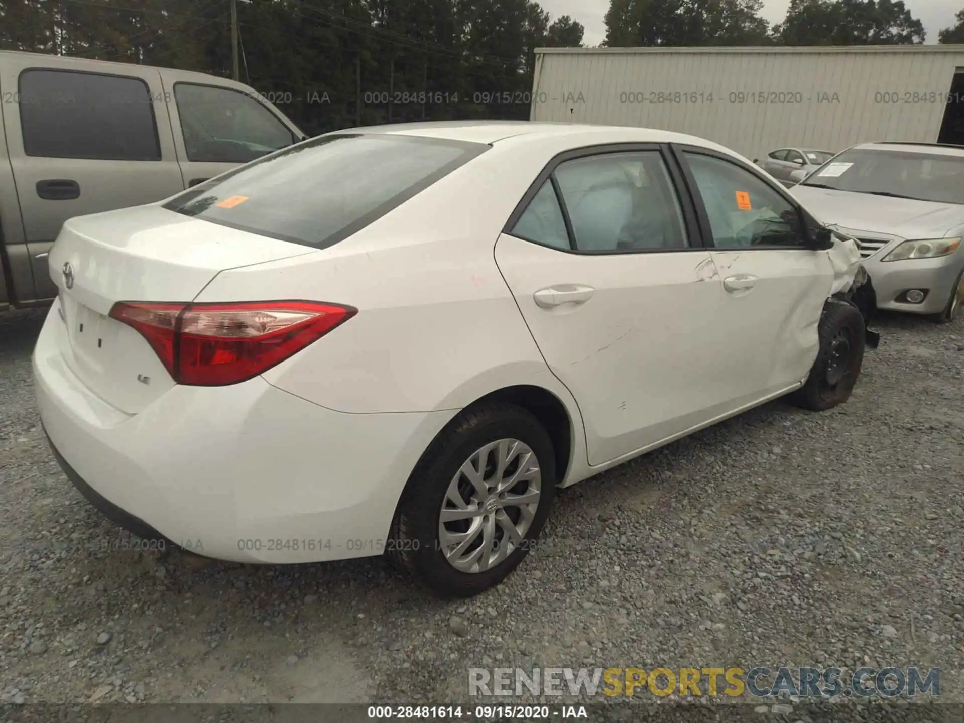 4 Photograph of a damaged car 5YFBURHE4KP927514 TOYOTA COROLLA 2019