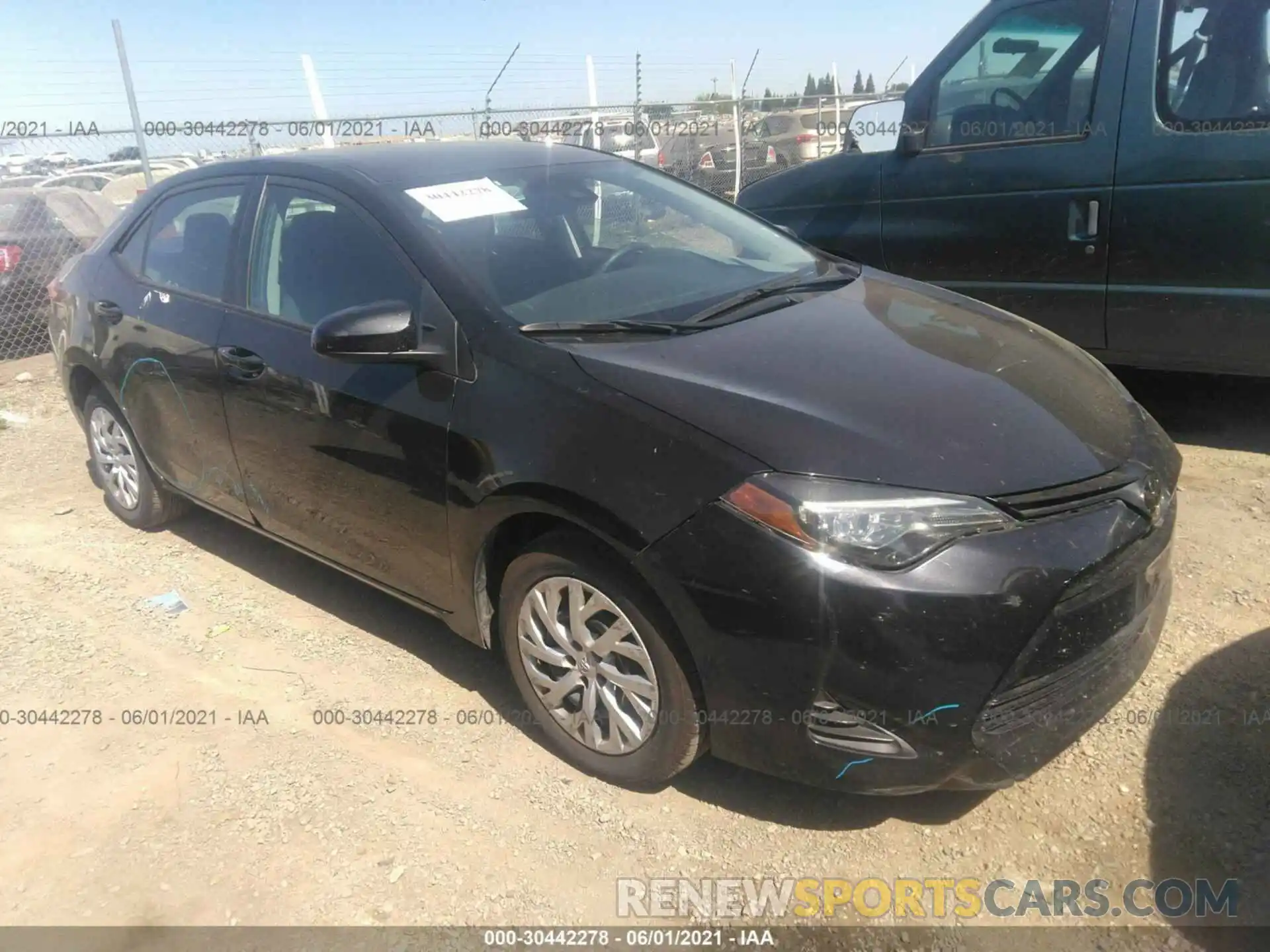 1 Photograph of a damaged car 5YFBURHE4KP931577 TOYOTA COROLLA 2019