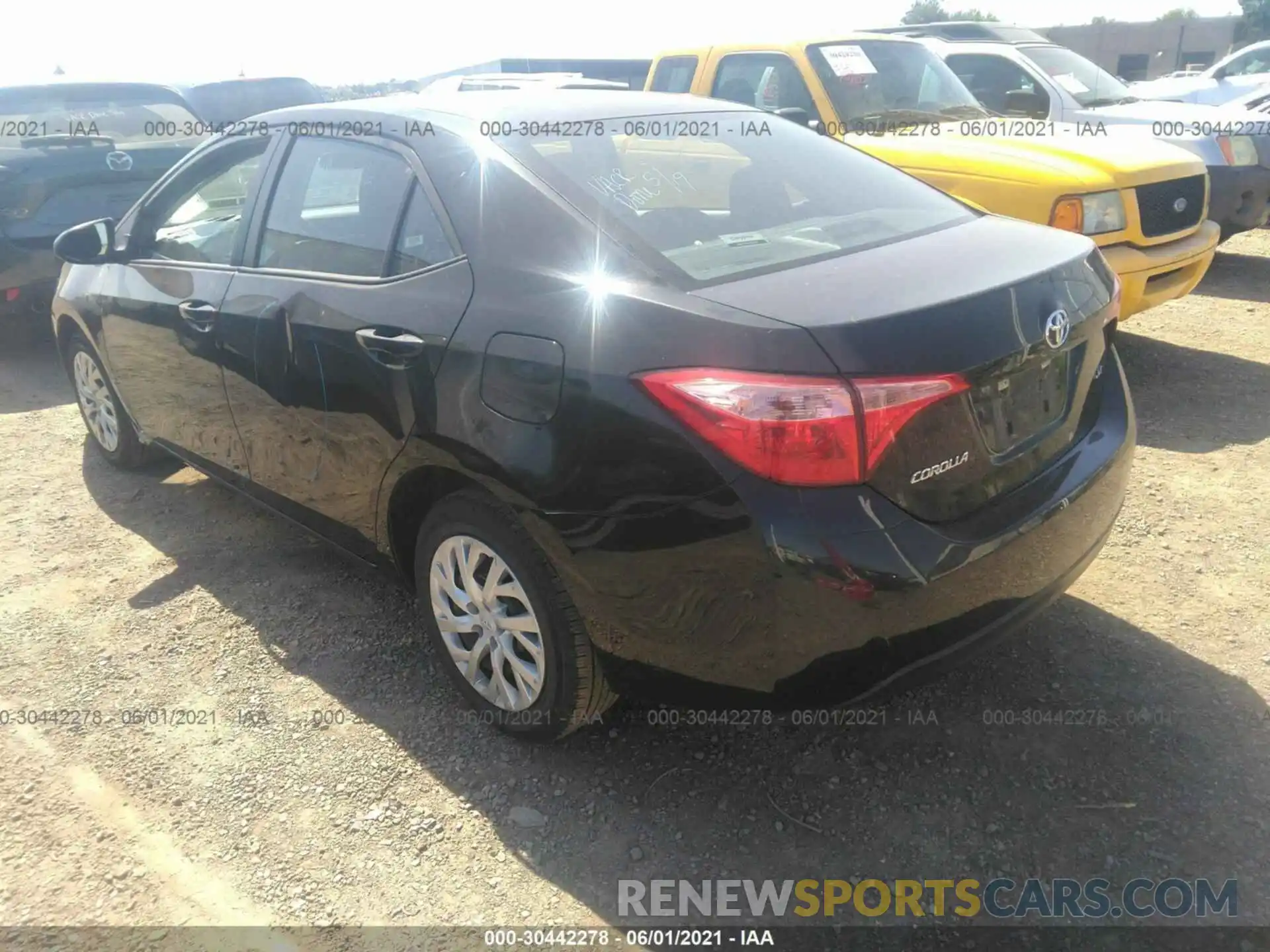 3 Photograph of a damaged car 5YFBURHE4KP931577 TOYOTA COROLLA 2019