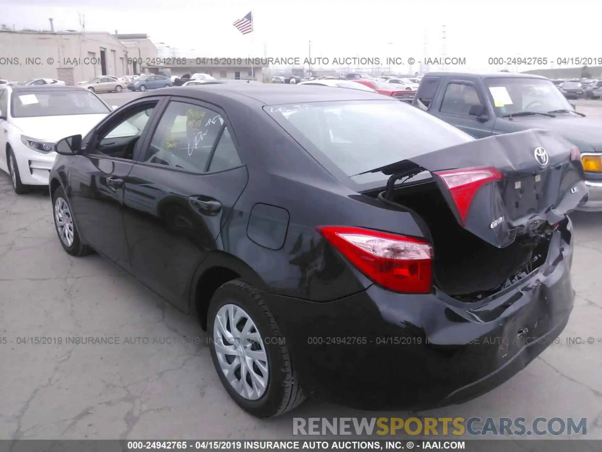 3 Photograph of a damaged car 5YFBURHE4KP931675 TOYOTA COROLLA 2019