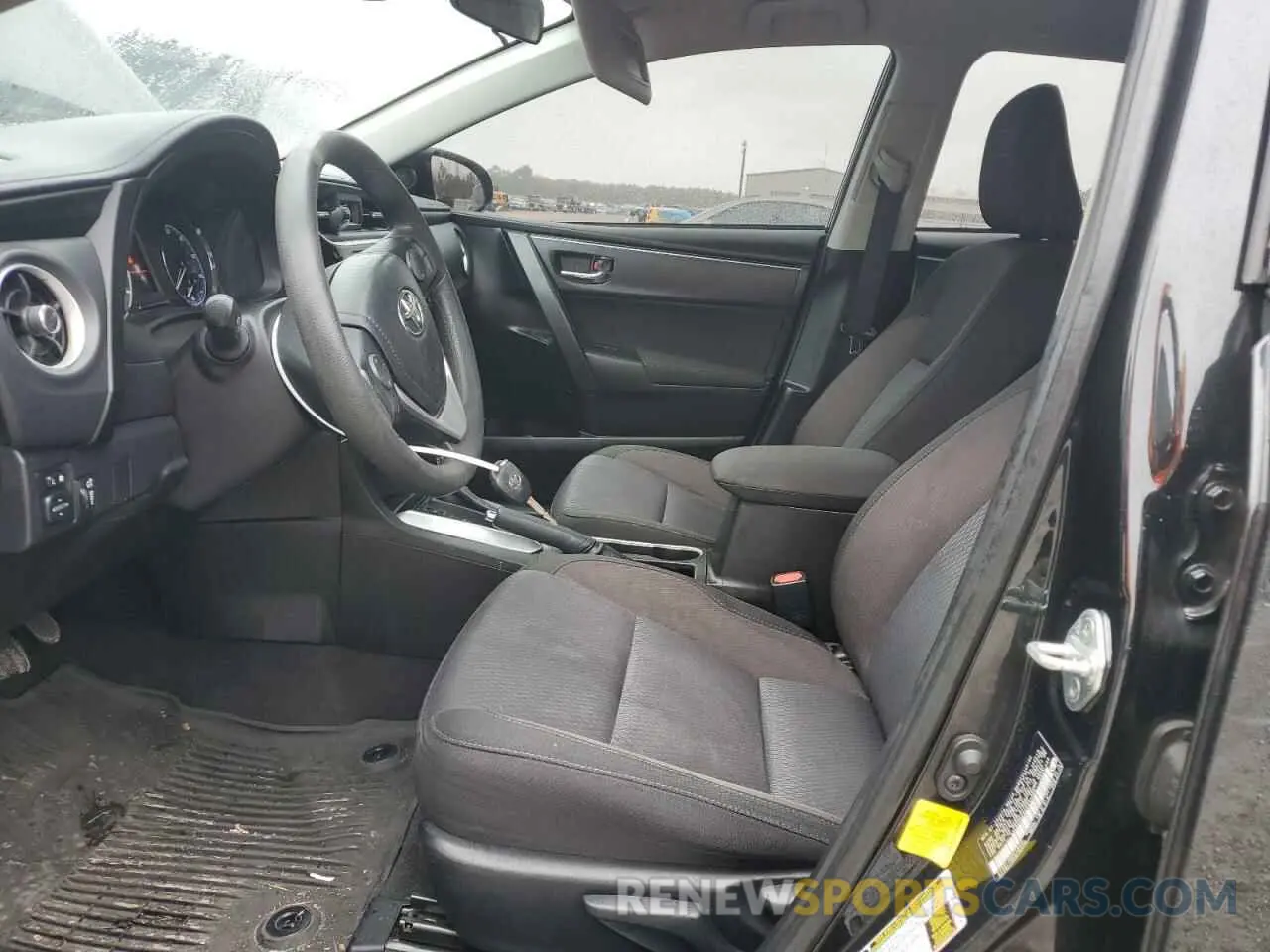 7 Photograph of a damaged car 5YFBURHE4KP933989 TOYOTA COROLLA 2019