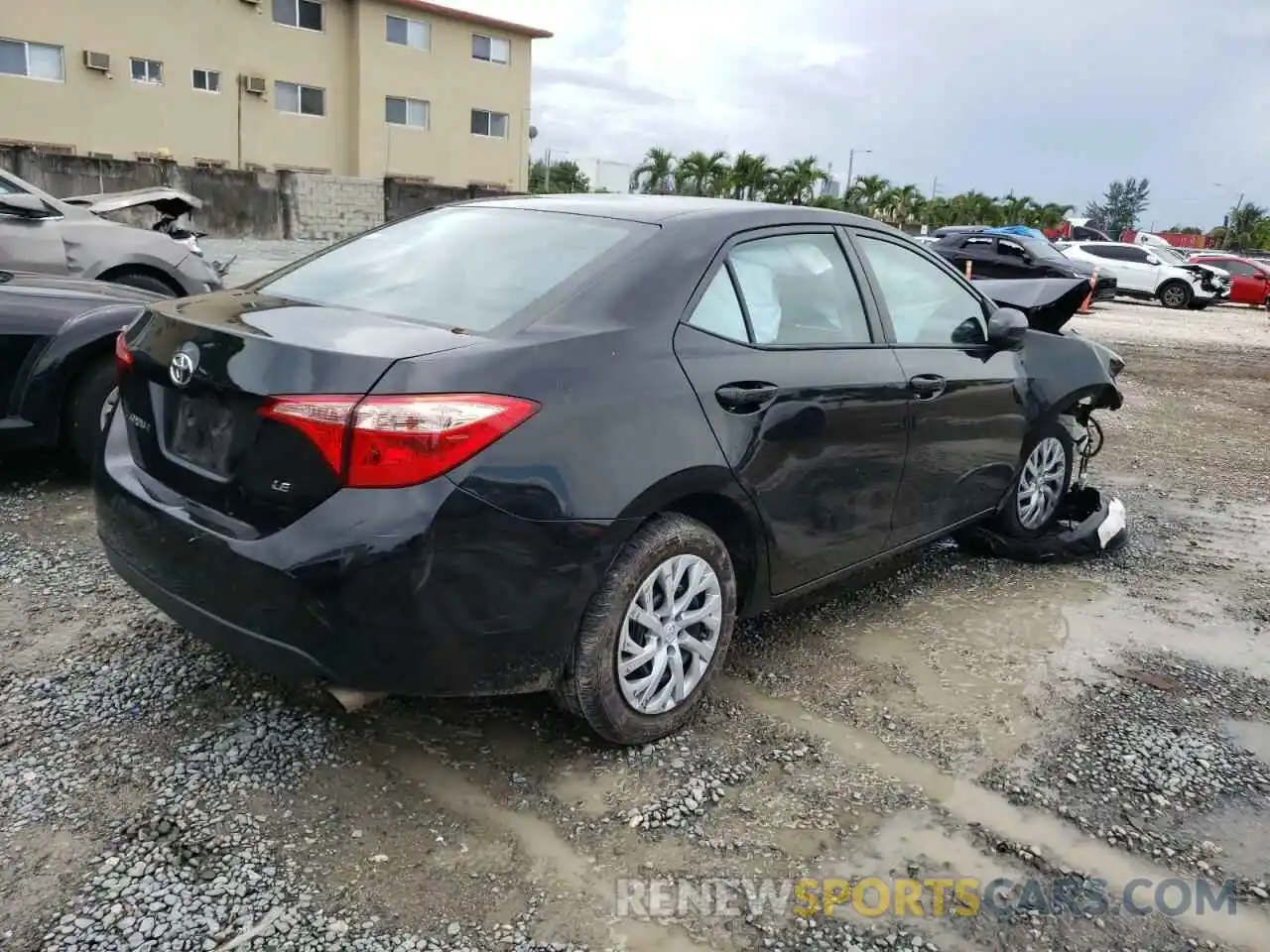 4 Photograph of a damaged car 5YFBURHE4KP935077 TOYOTA COROLLA 2019