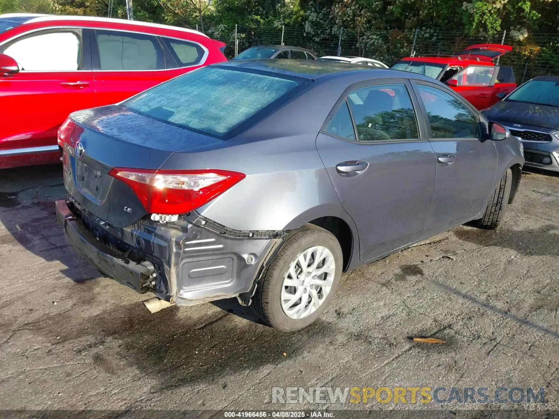 4 Photograph of a damaged car 5YFBURHE4KP938142 TOYOTA COROLLA 2019