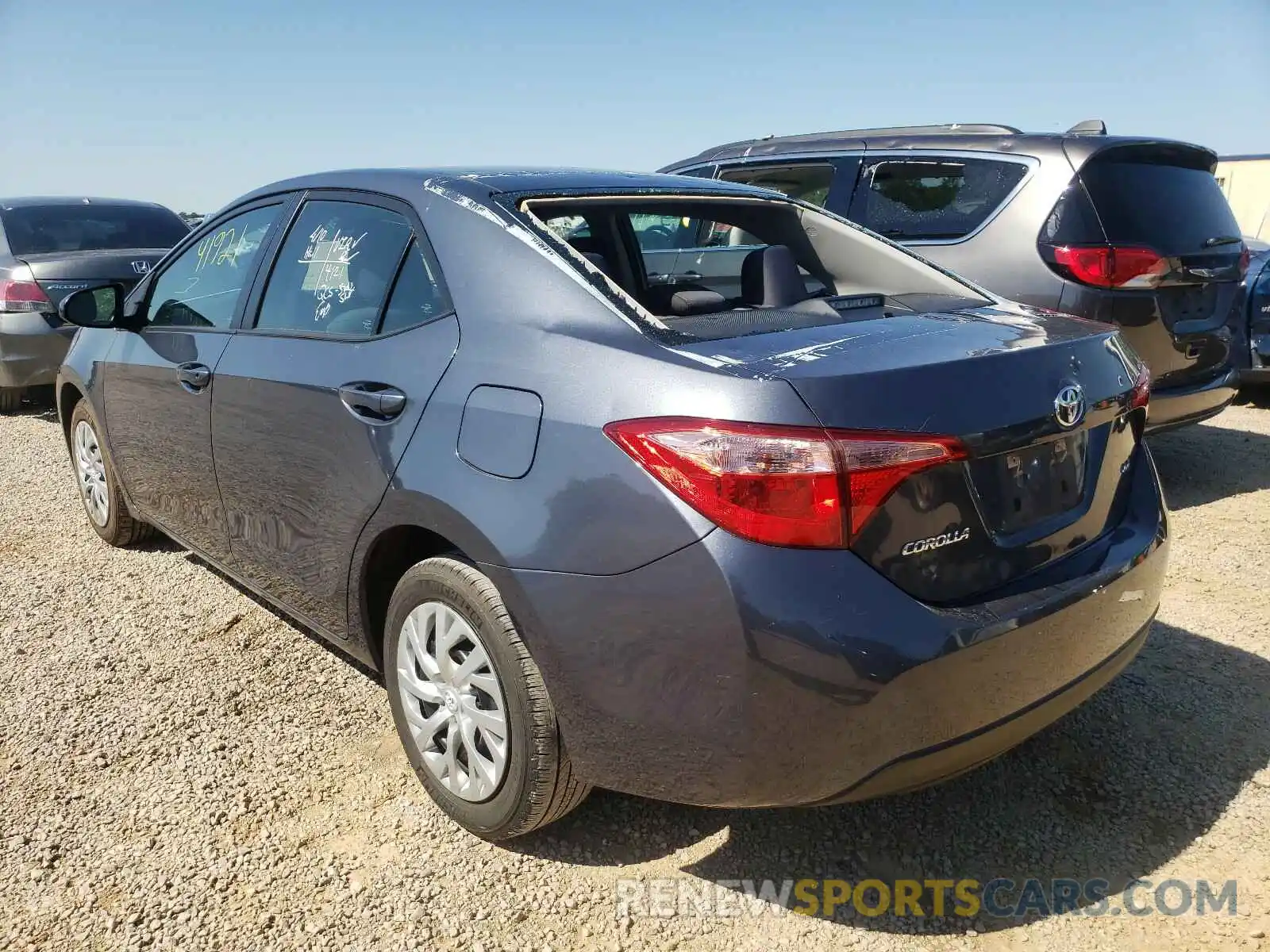 3 Photograph of a damaged car 5YFBURHE4KP938402 TOYOTA COROLLA 2019