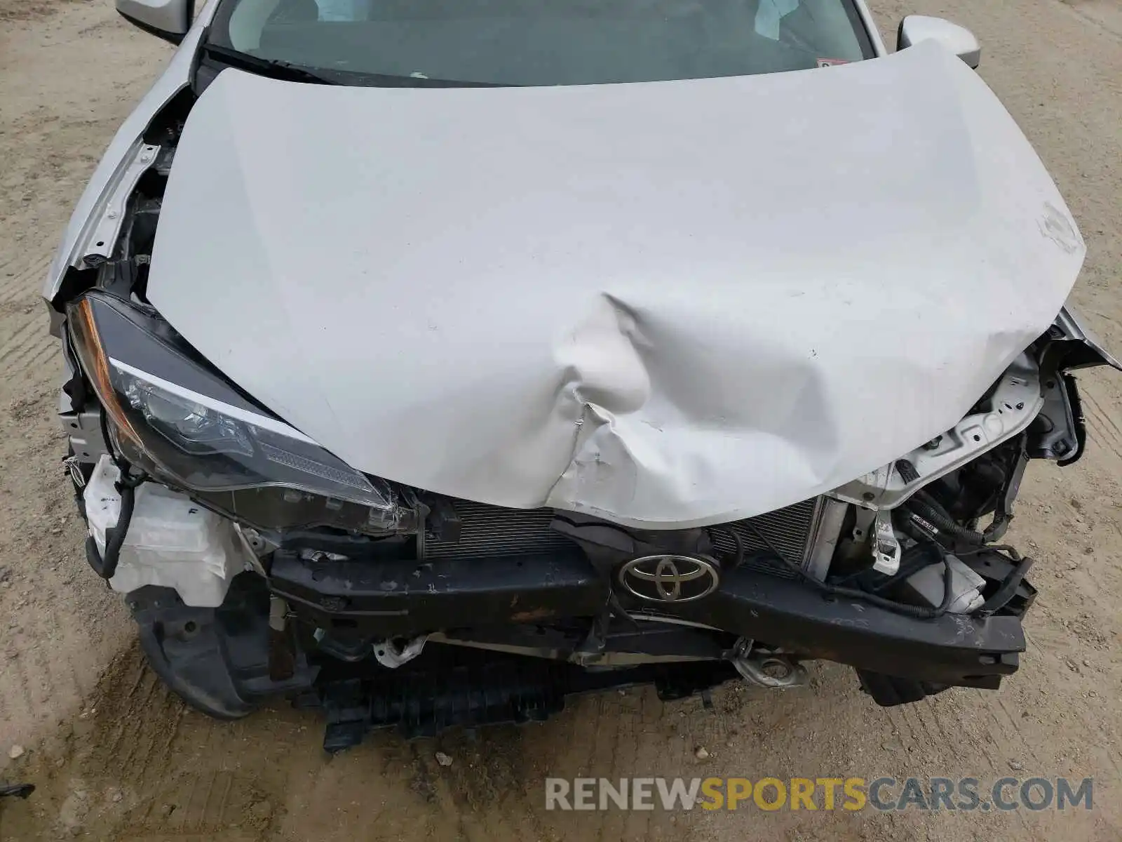 7 Photograph of a damaged car 5YFBURHE4KP939887 TOYOTA COROLLA 2019