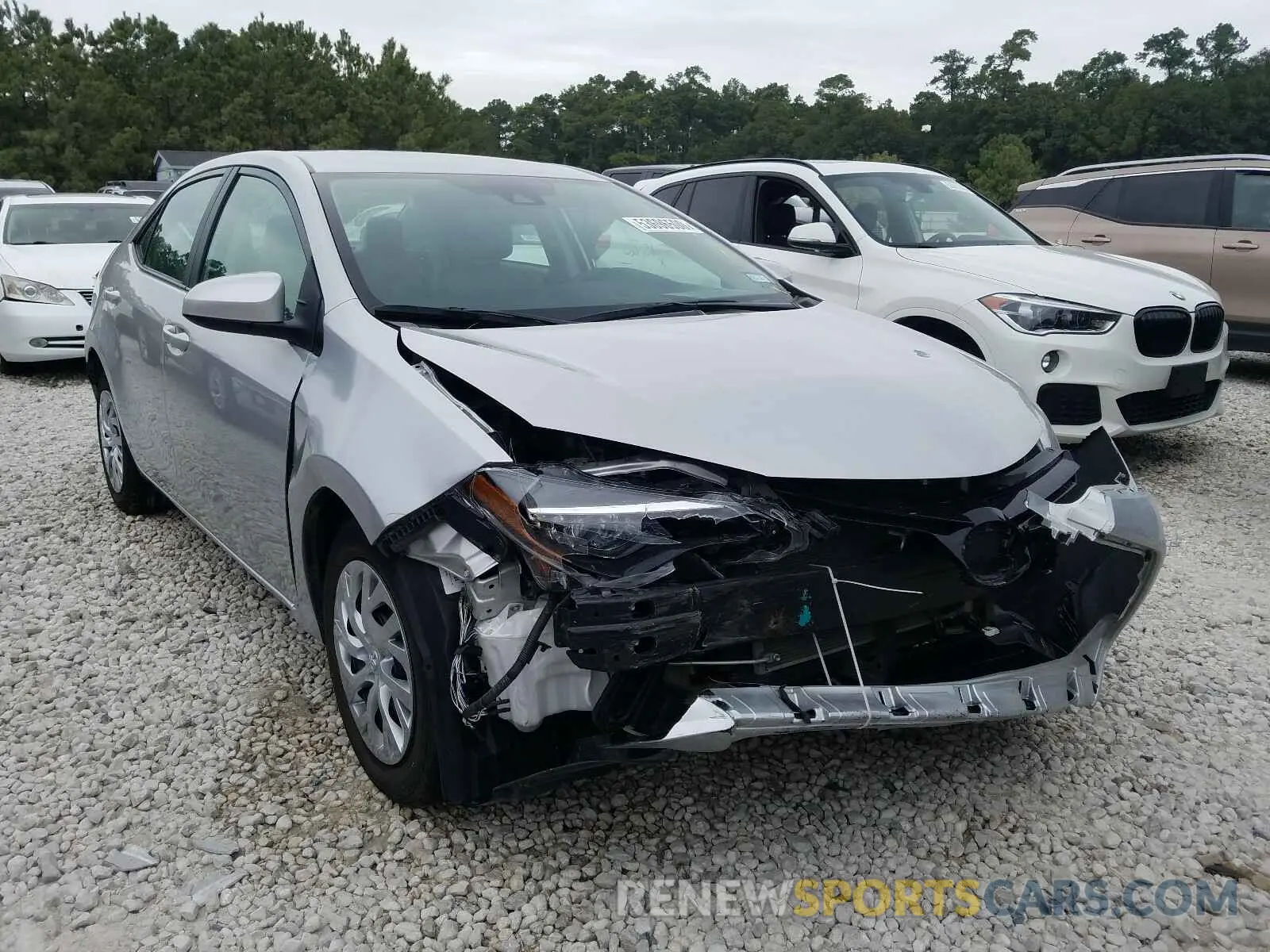 1 Photograph of a damaged car 5YFBURHE4KP943339 TOYOTA COROLLA 2019