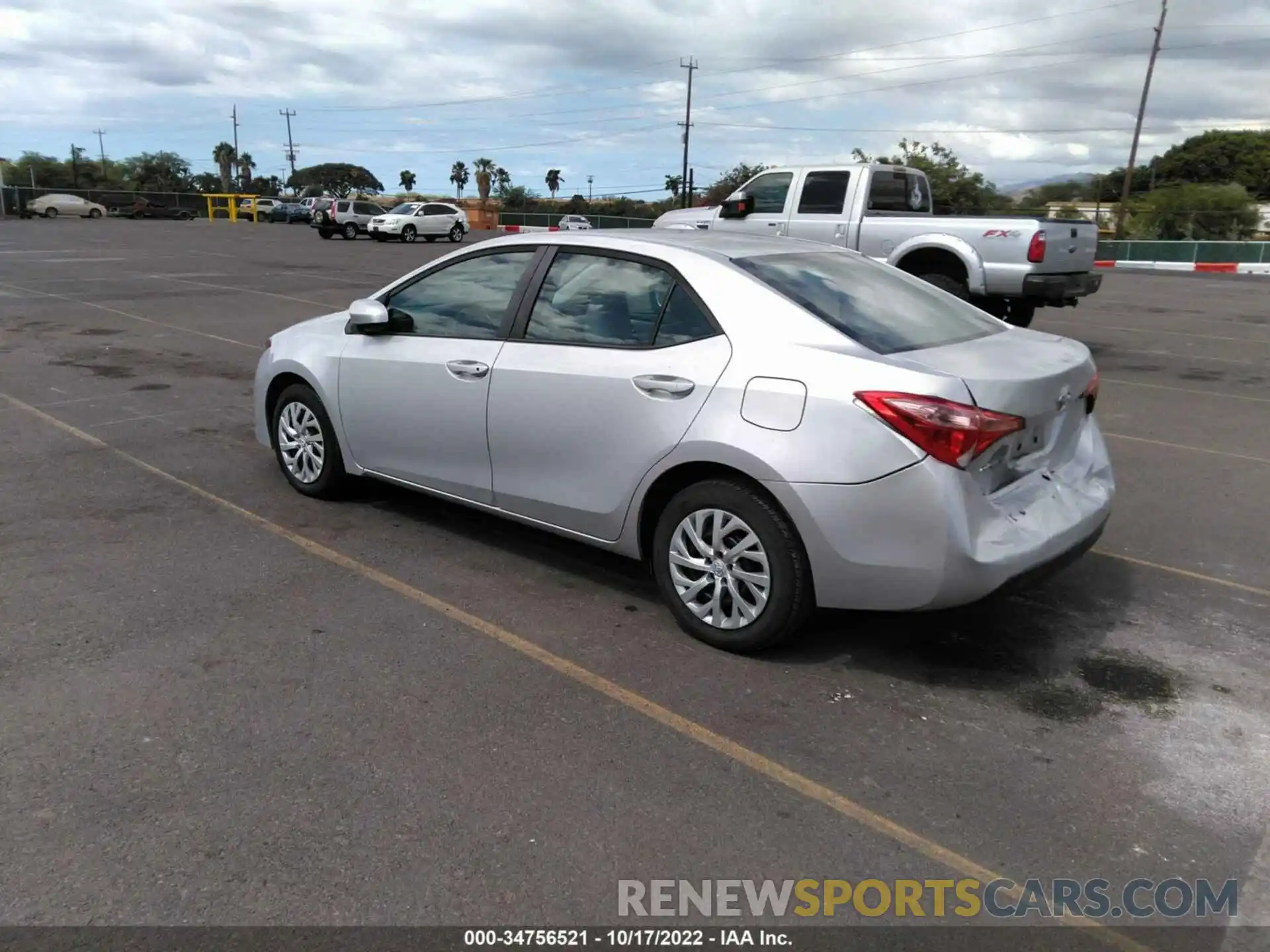 3 Photograph of a damaged car 5YFBURHE4KP943406 TOYOTA COROLLA 2019