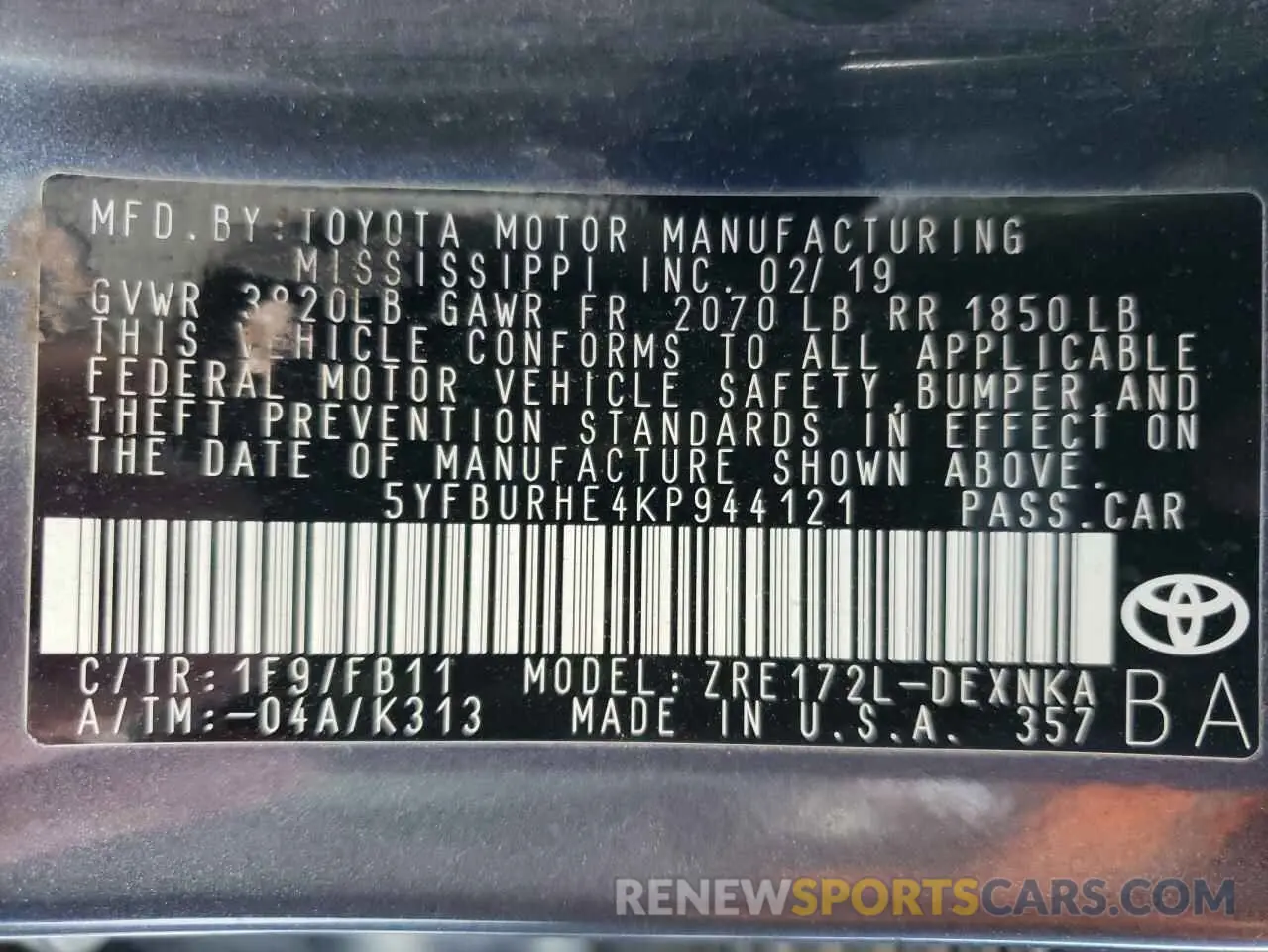 10 Photograph of a damaged car 5YFBURHE4KP944121 TOYOTA COROLLA 2019