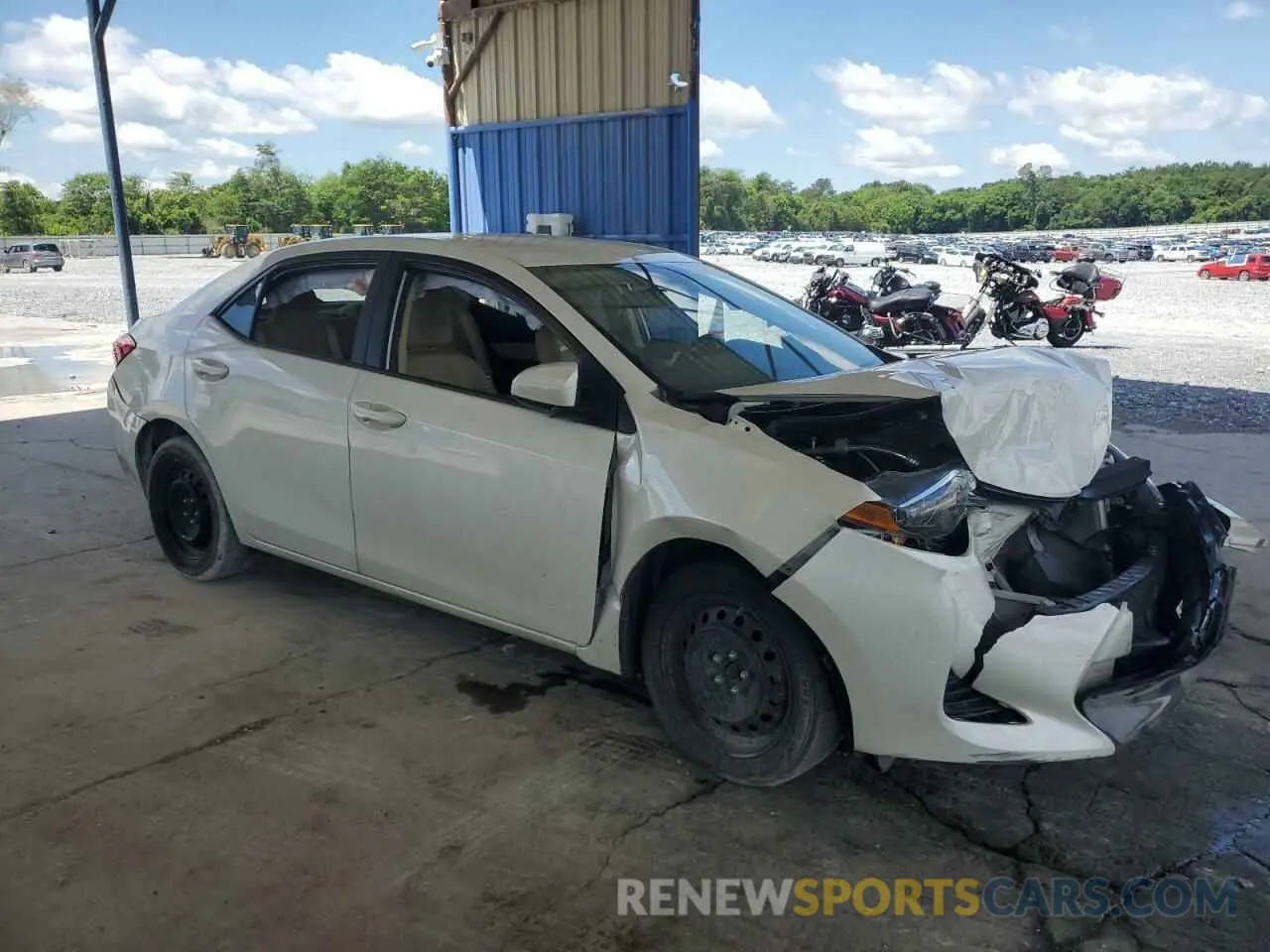 4 Photograph of a damaged car 5YFBURHE4KP945205 TOYOTA COROLLA 2019