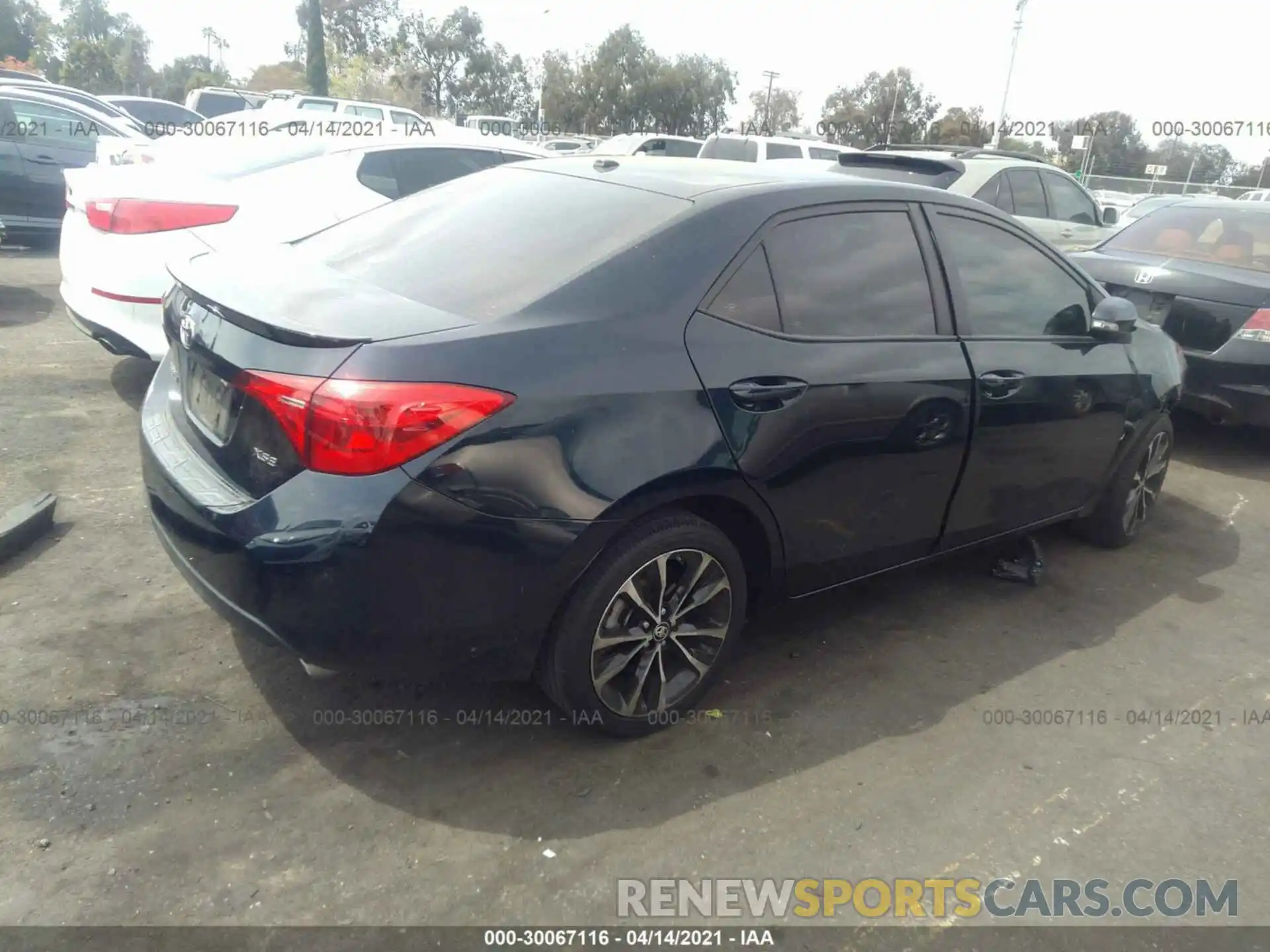 4 Photograph of a damaged car 5YFBURHE4KP945348 TOYOTA COROLLA 2019