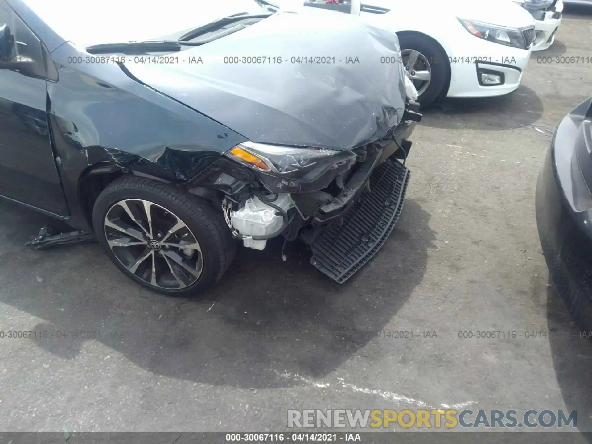 6 Photograph of a damaged car 5YFBURHE4KP945348 TOYOTA COROLLA 2019